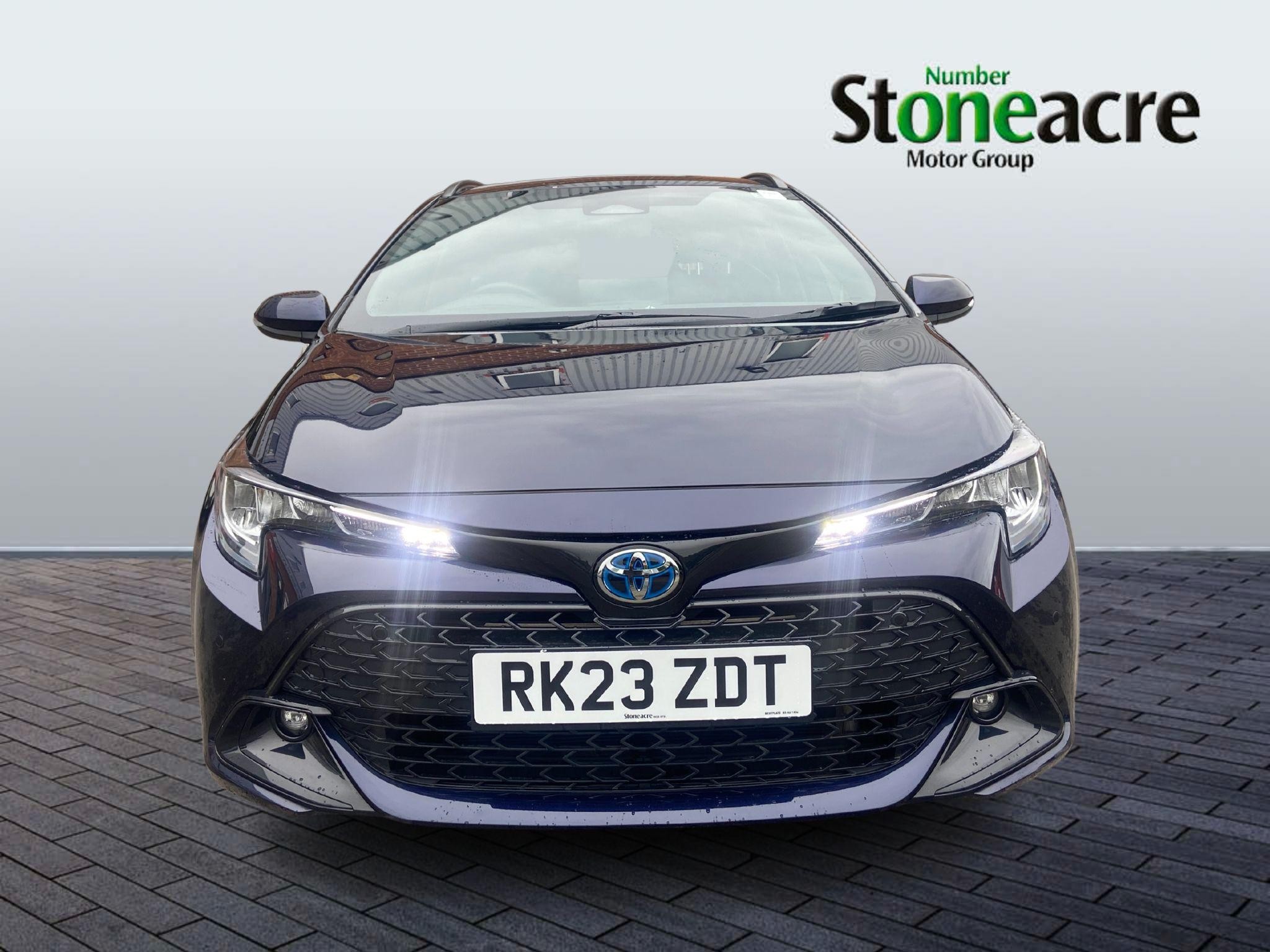 Toyota Corolla Image 2