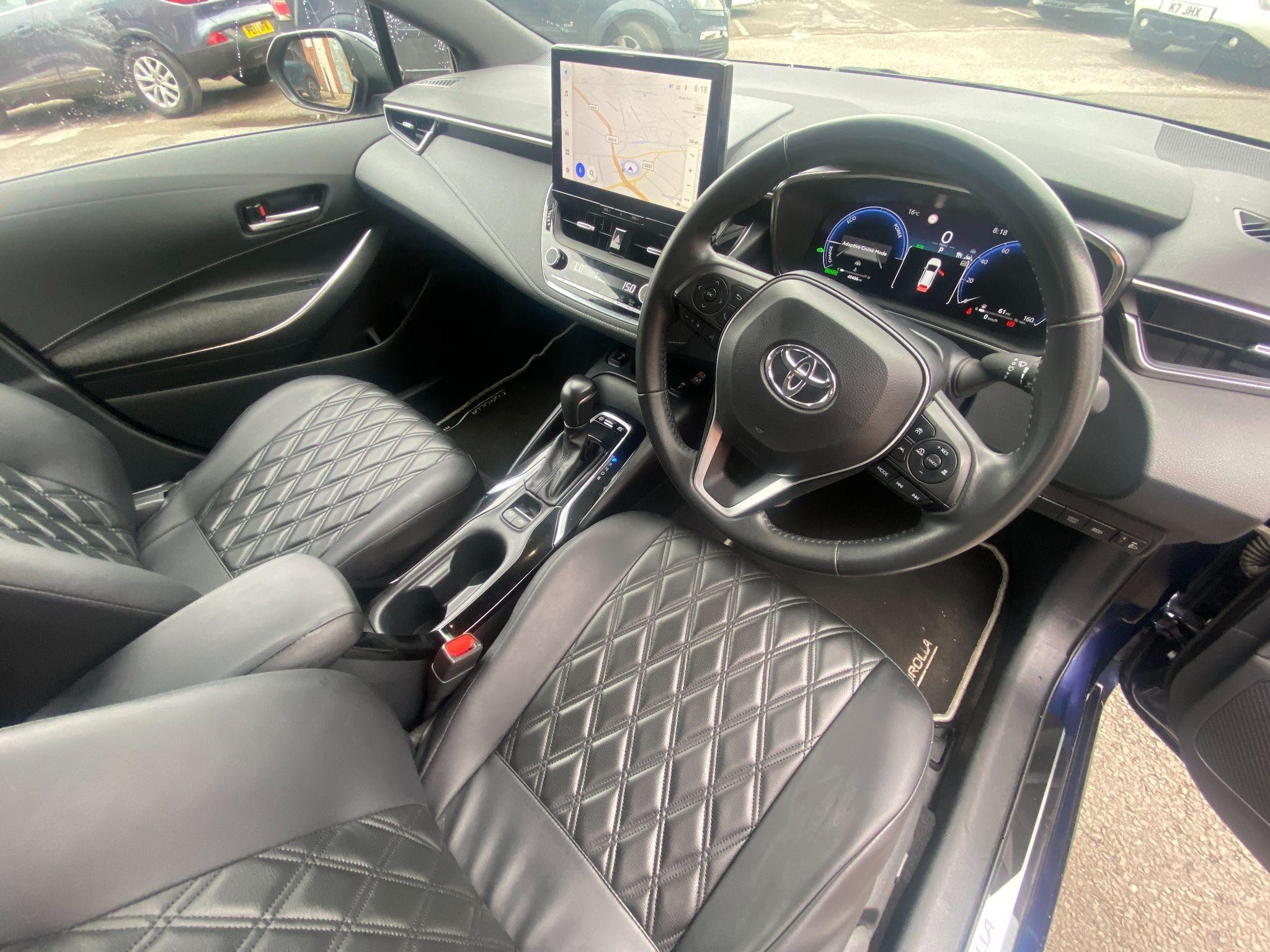 Toyota Corolla Image 9