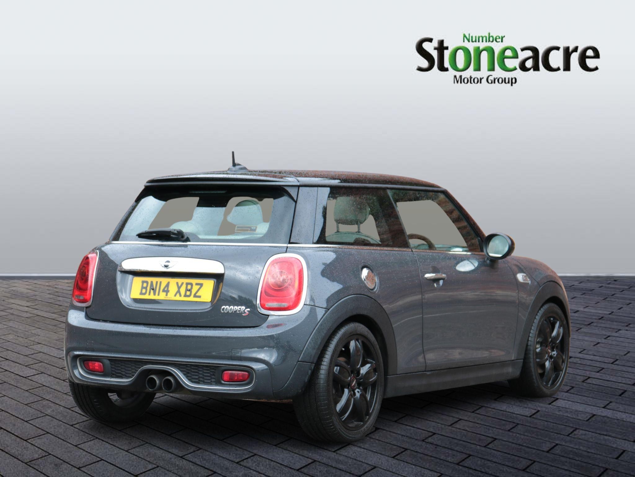 MINI Hatch Image 3