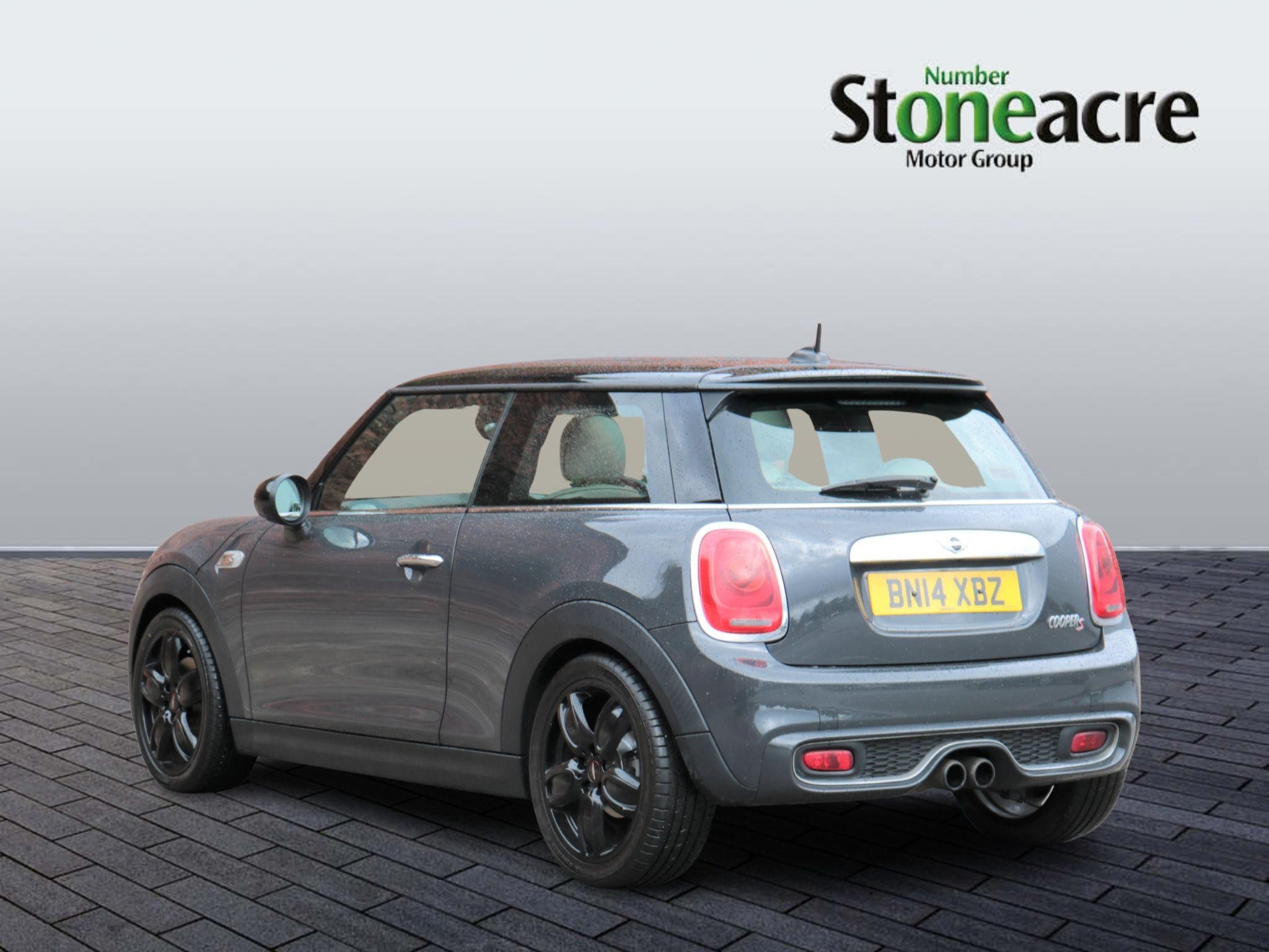 MINI Hatch Image 5