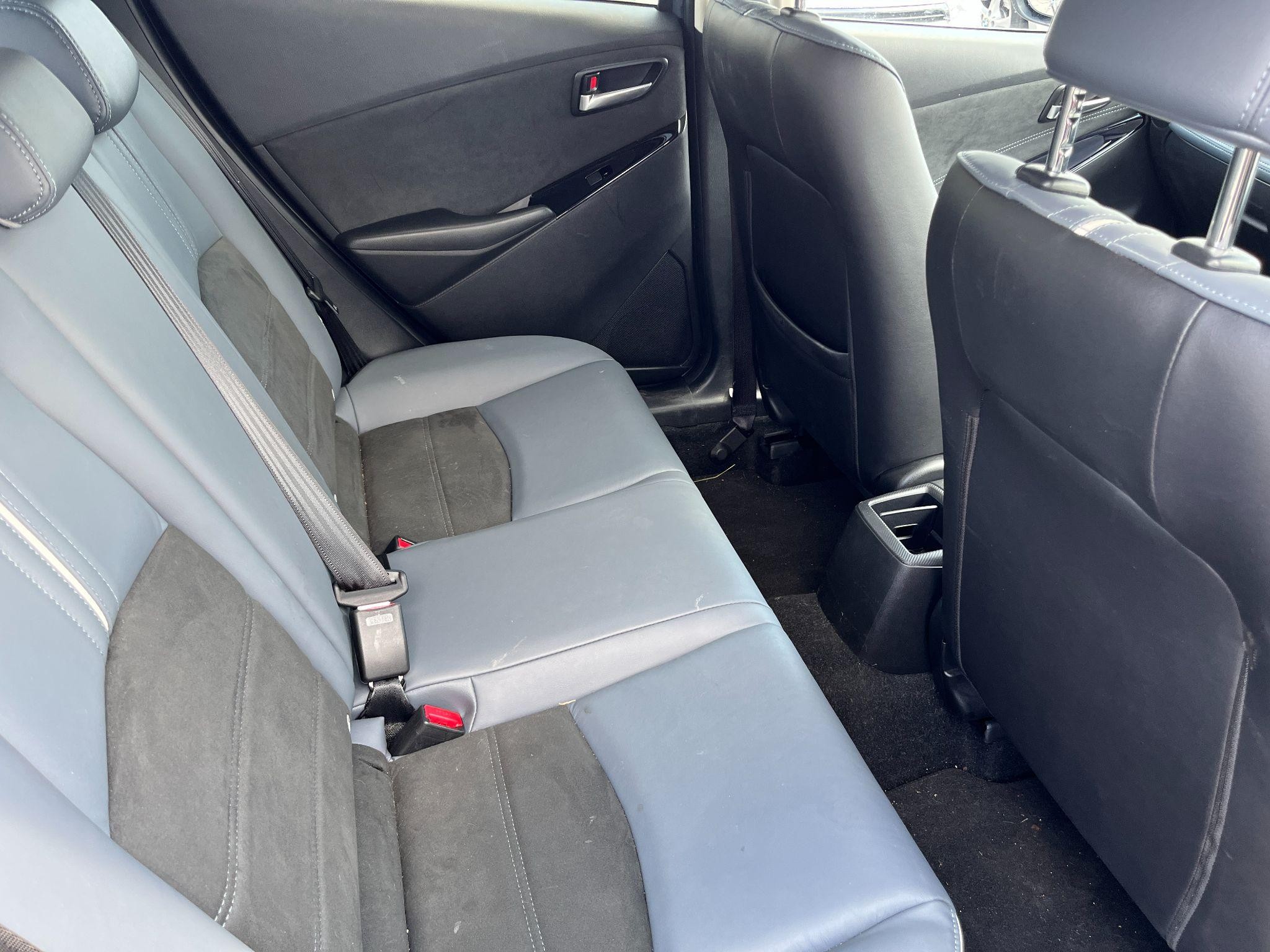 Mazda2 Image 13