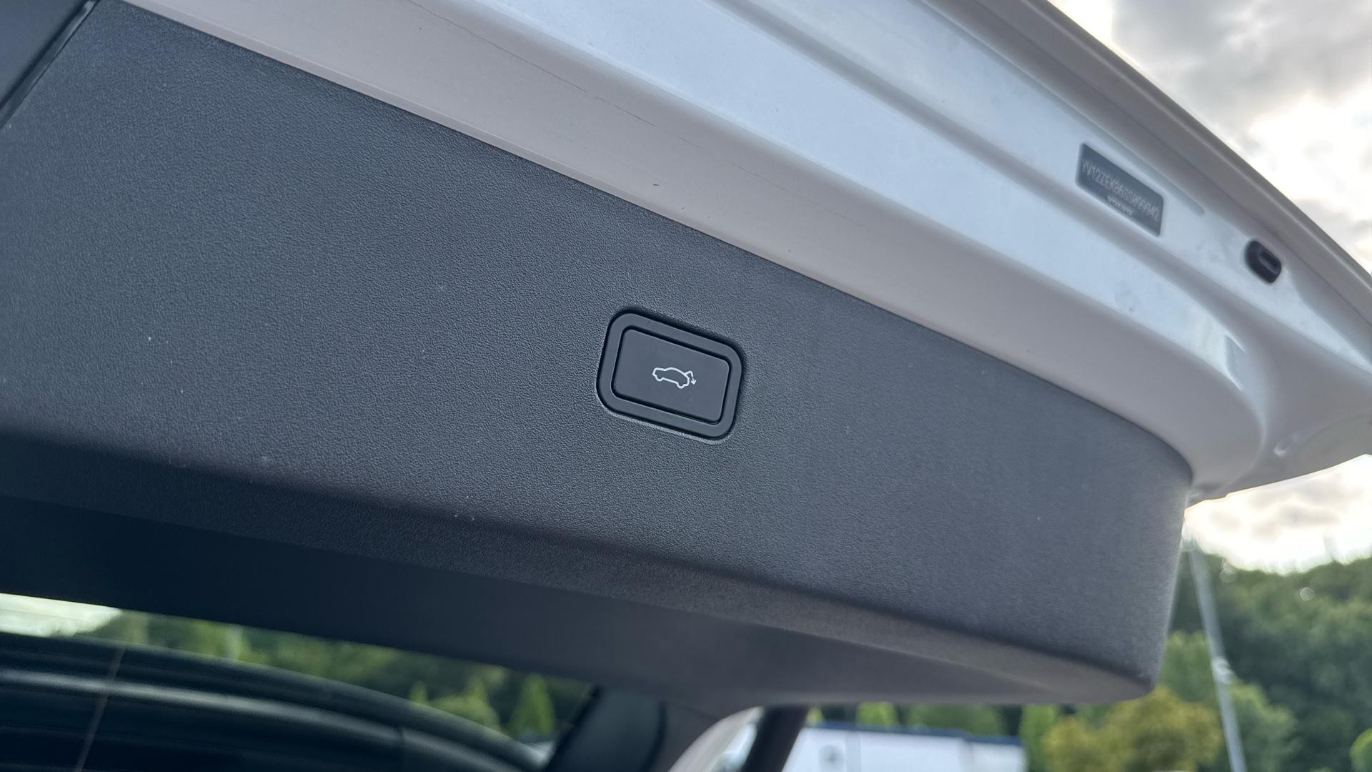 Volvo EX30 Image 9