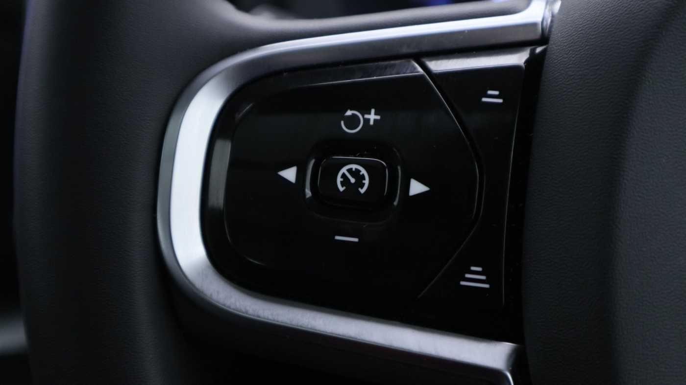 Volvo XC60 Image 29