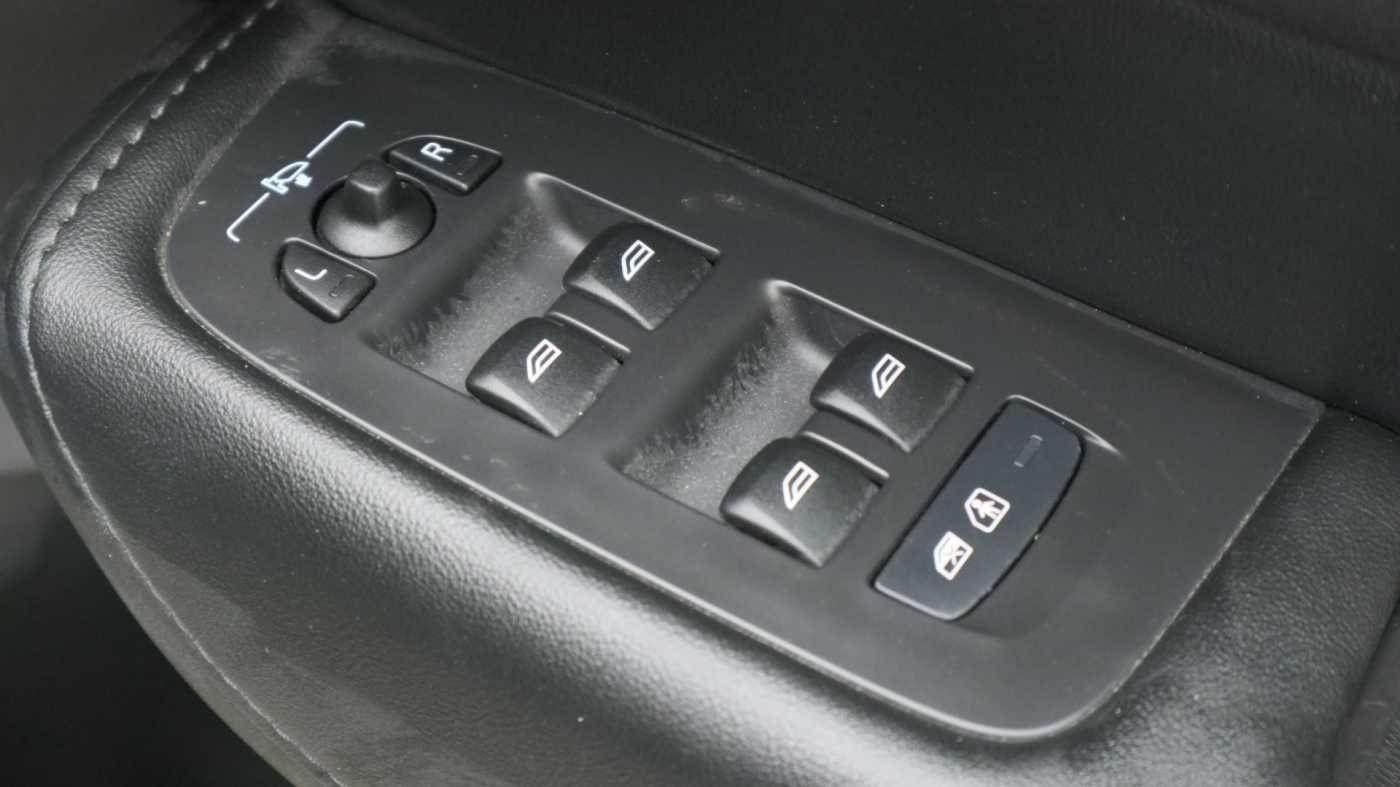 Volvo XC60 Image 22
