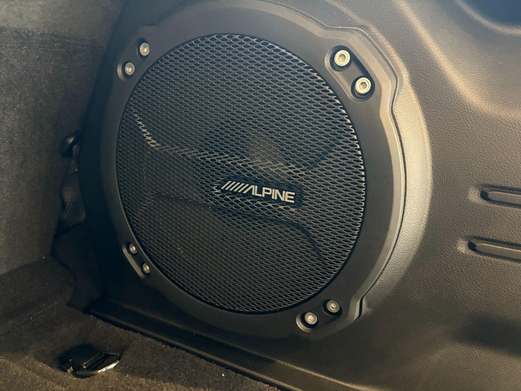 Jeep Wrangler Image 14