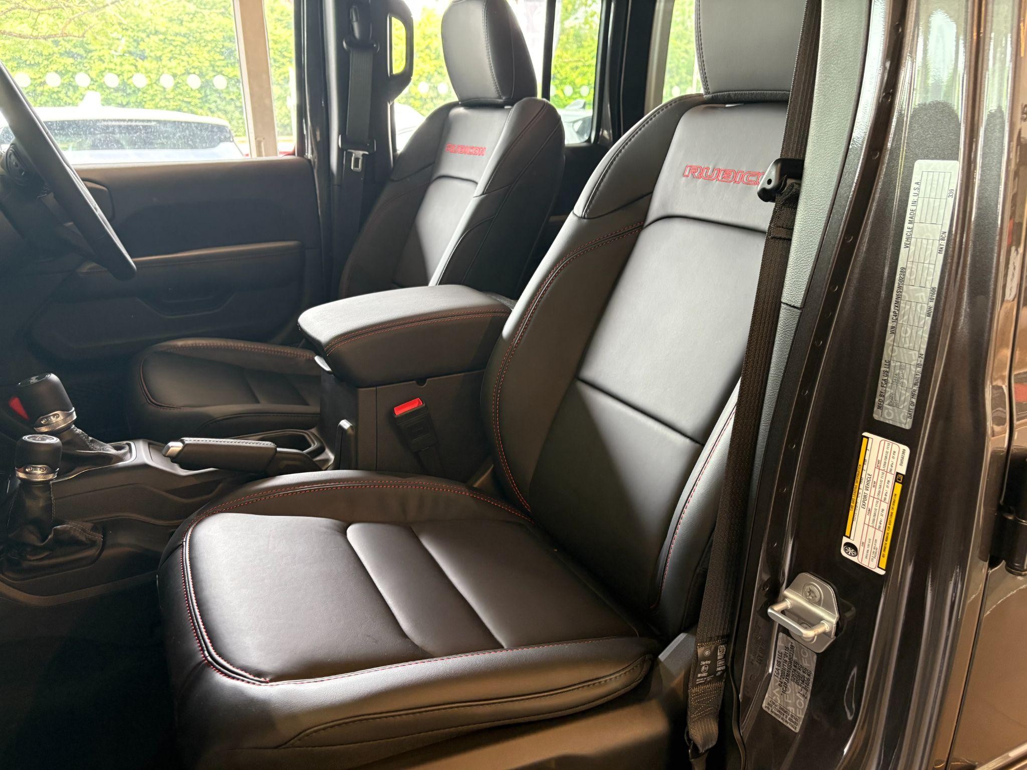 Jeep Wrangler Image 21