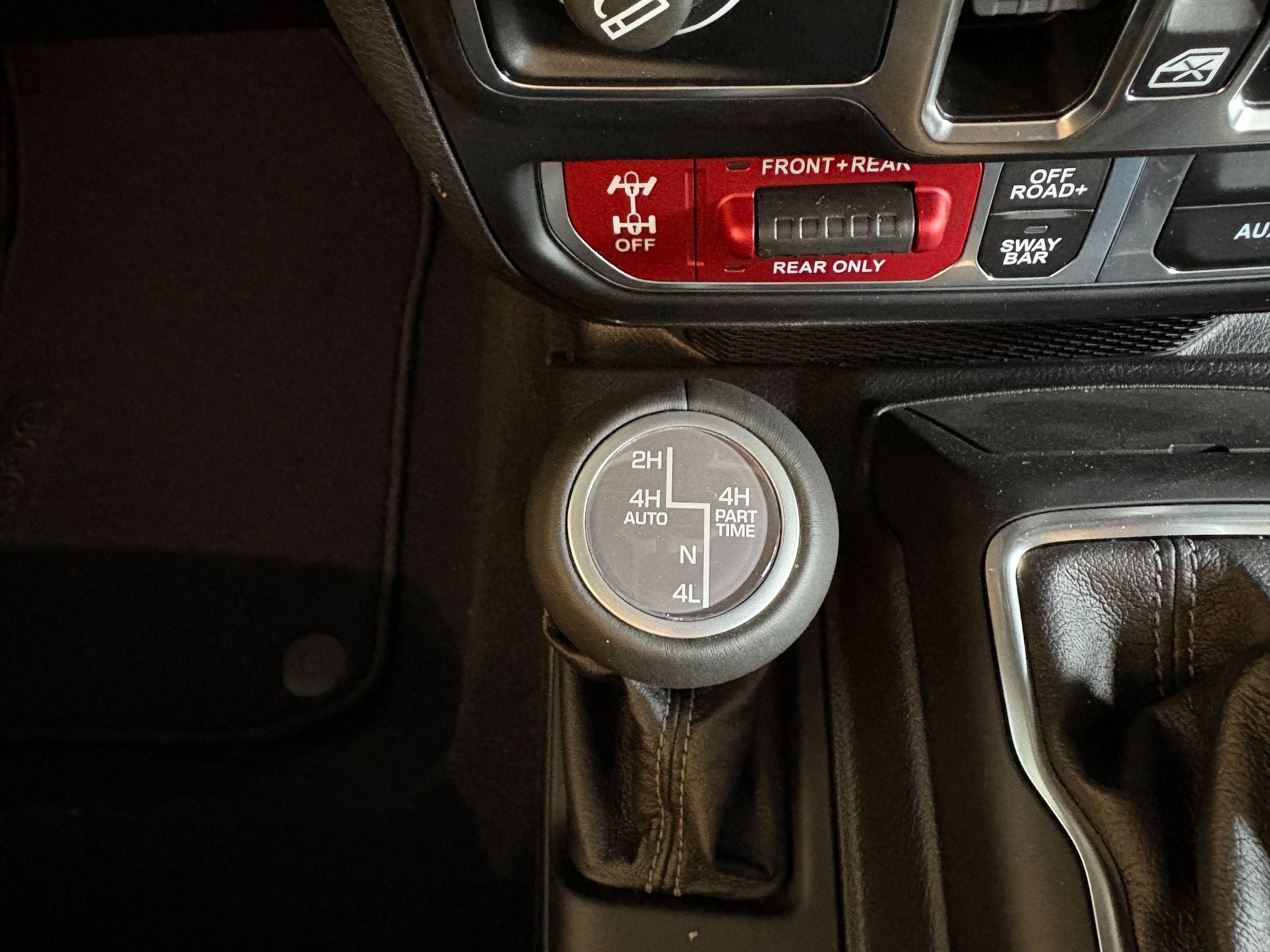 Jeep Wrangler Image 38