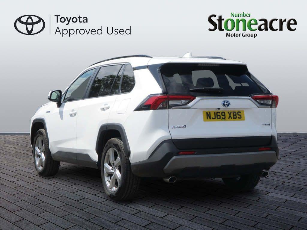 Toyota RAV4 Image 7