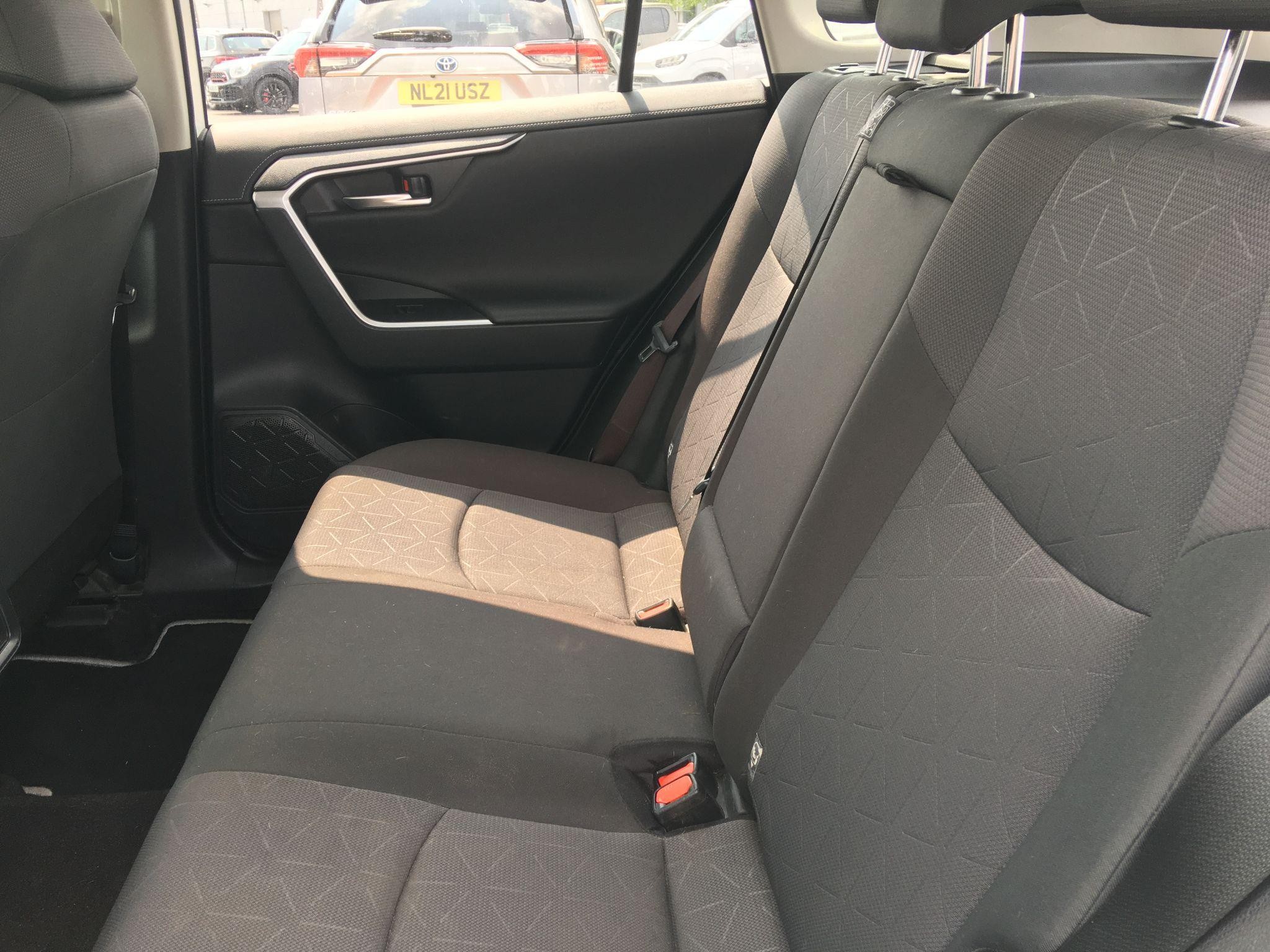 Toyota RAV4 Image 20