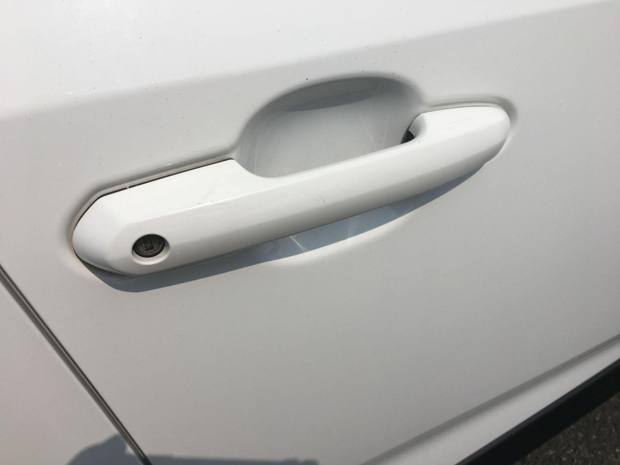 Toyota RAV4 Image 29
