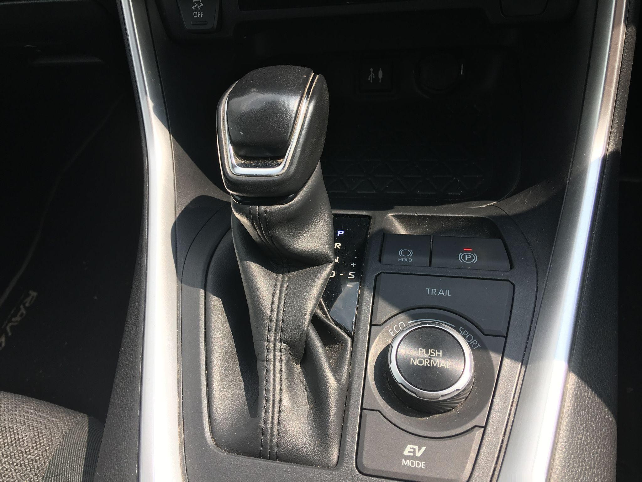 Toyota RAV4 Image 34