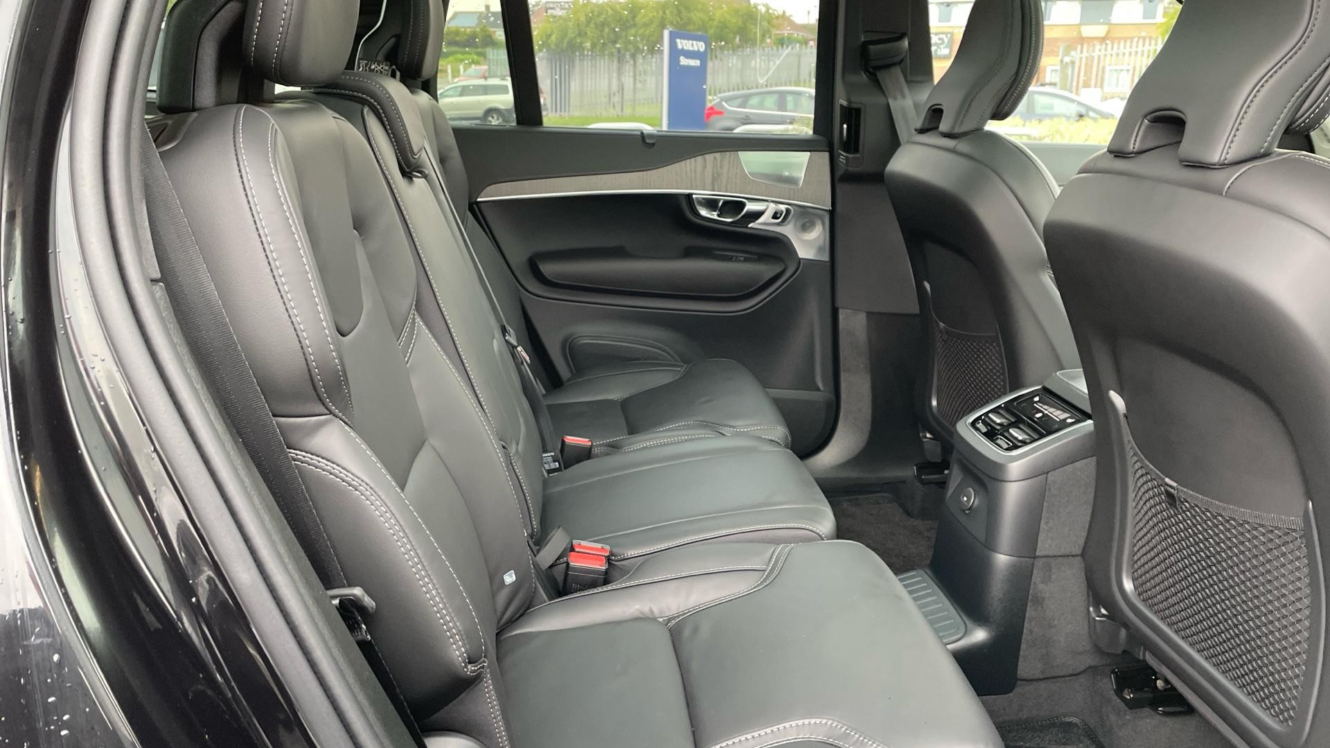 Volvo XC90 Image 6