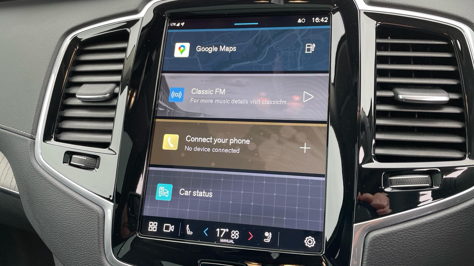 Volvo XC90 Image 12
