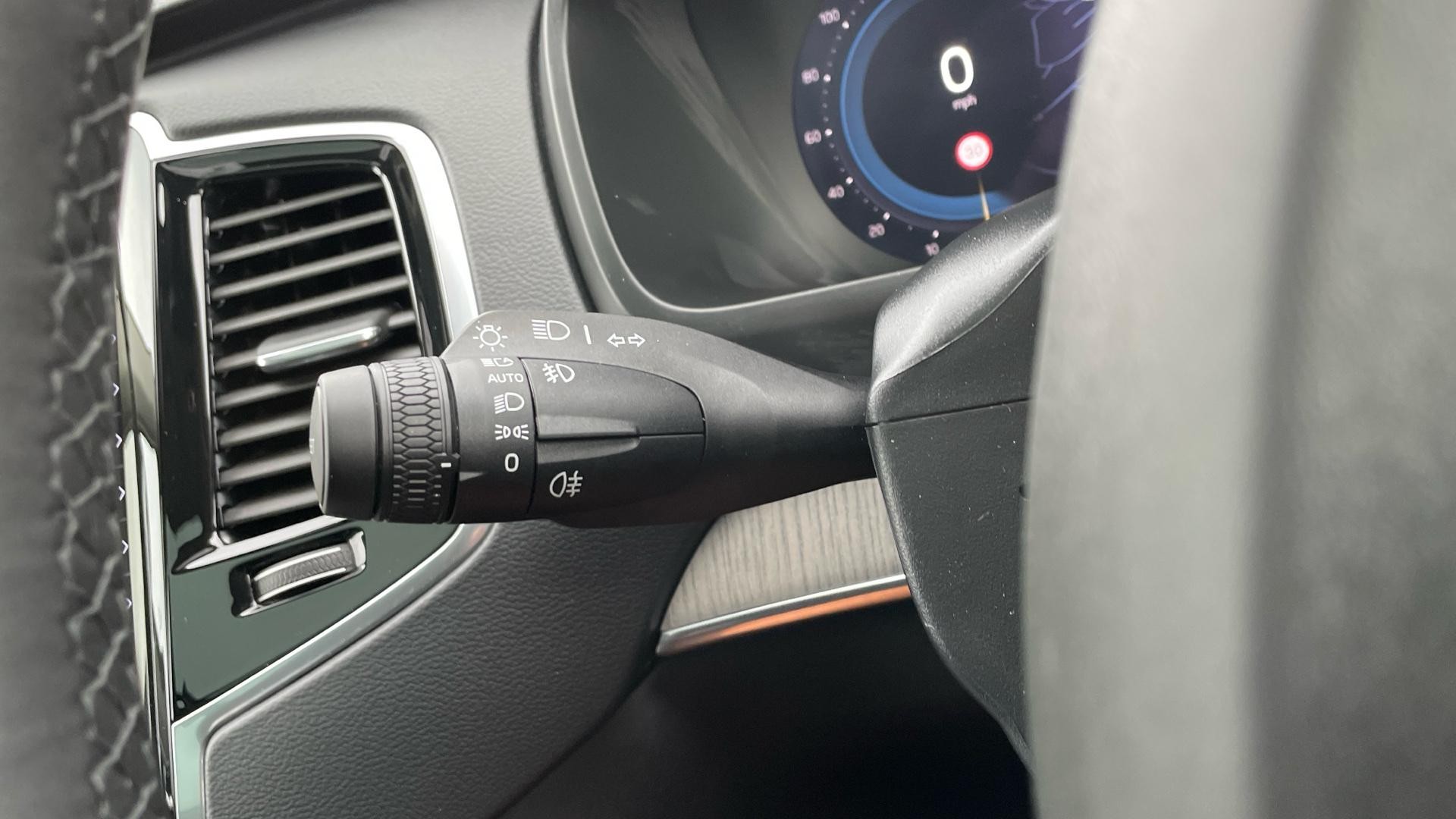 Volvo XC90 Image 20