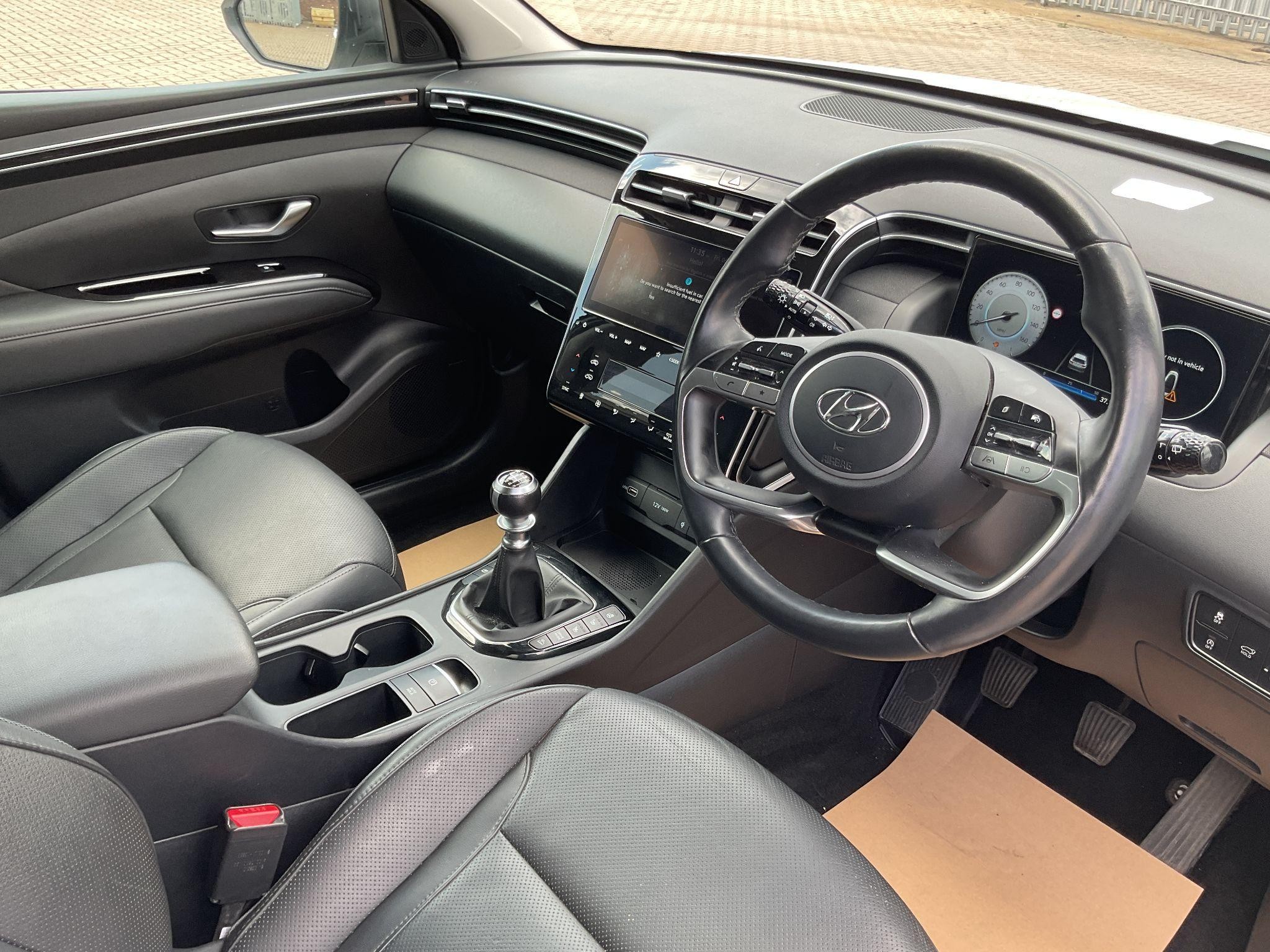 Hyundai TUCSON Image 11