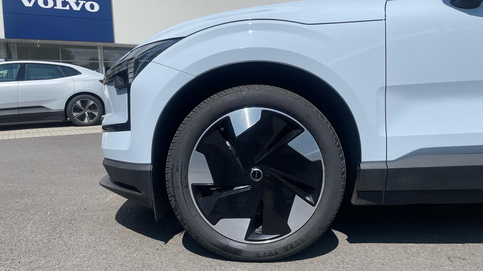 Volvo EX30 Image 9