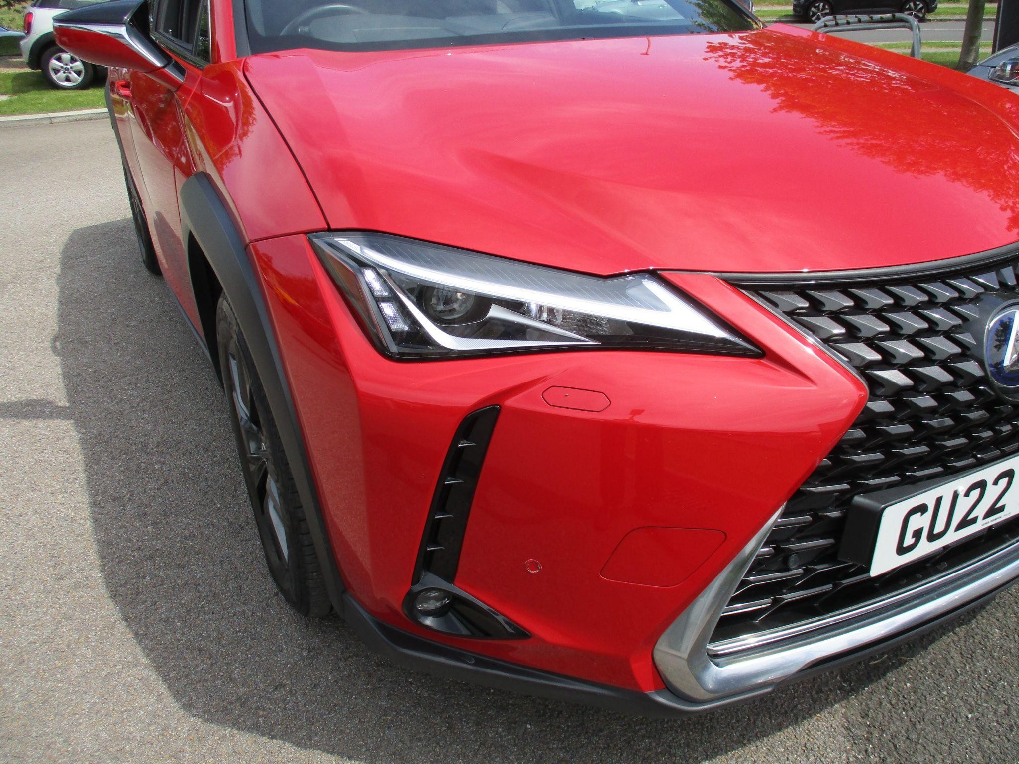 Lexus UX Self-Charging Hybrid Image 49
