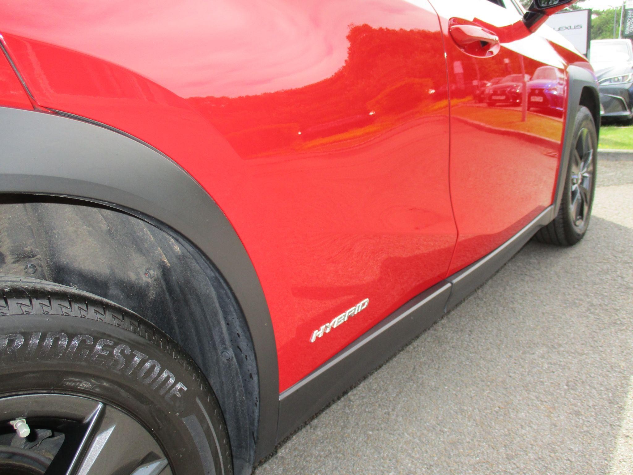 Lexus UX Self-Charging Hybrid Image 52