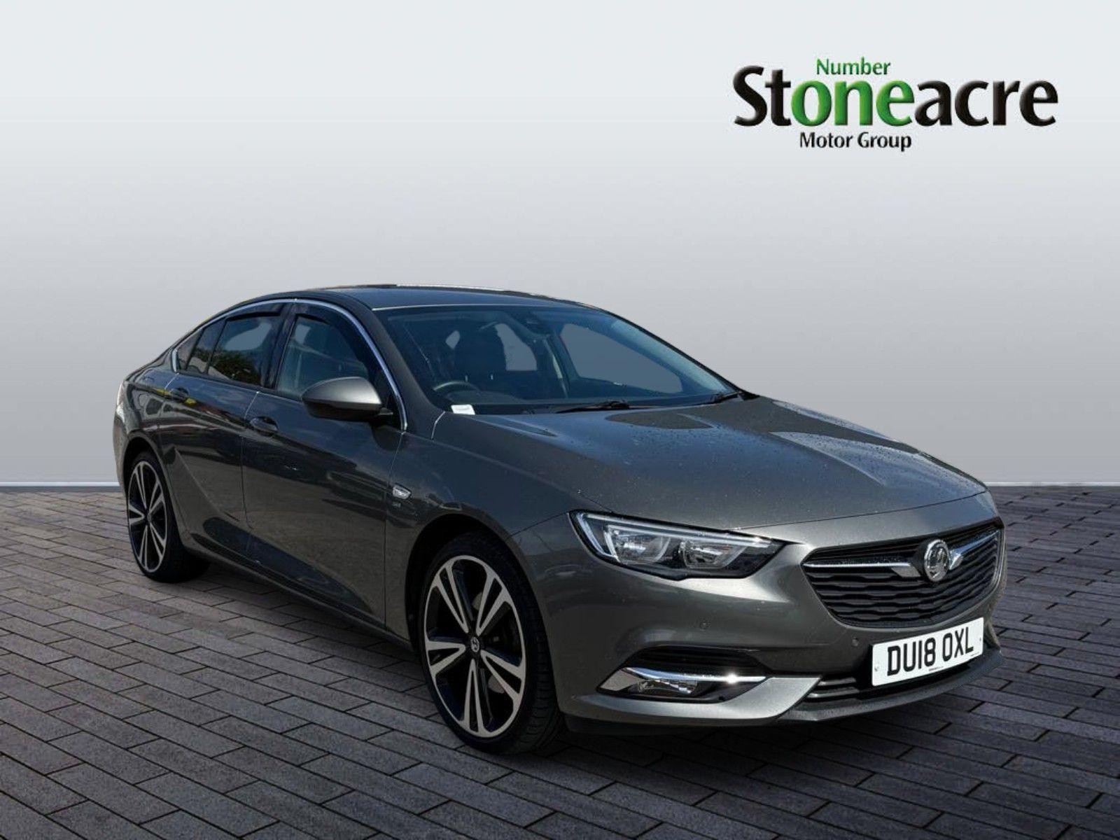 Vauxhall Insignia Image 1