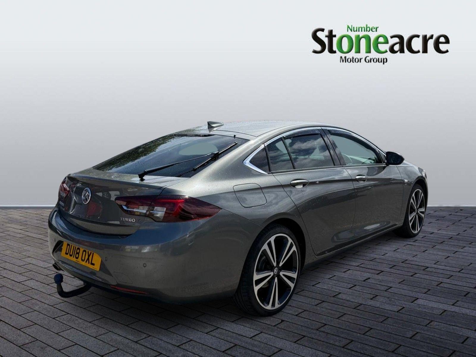 Vauxhall Insignia Image 3