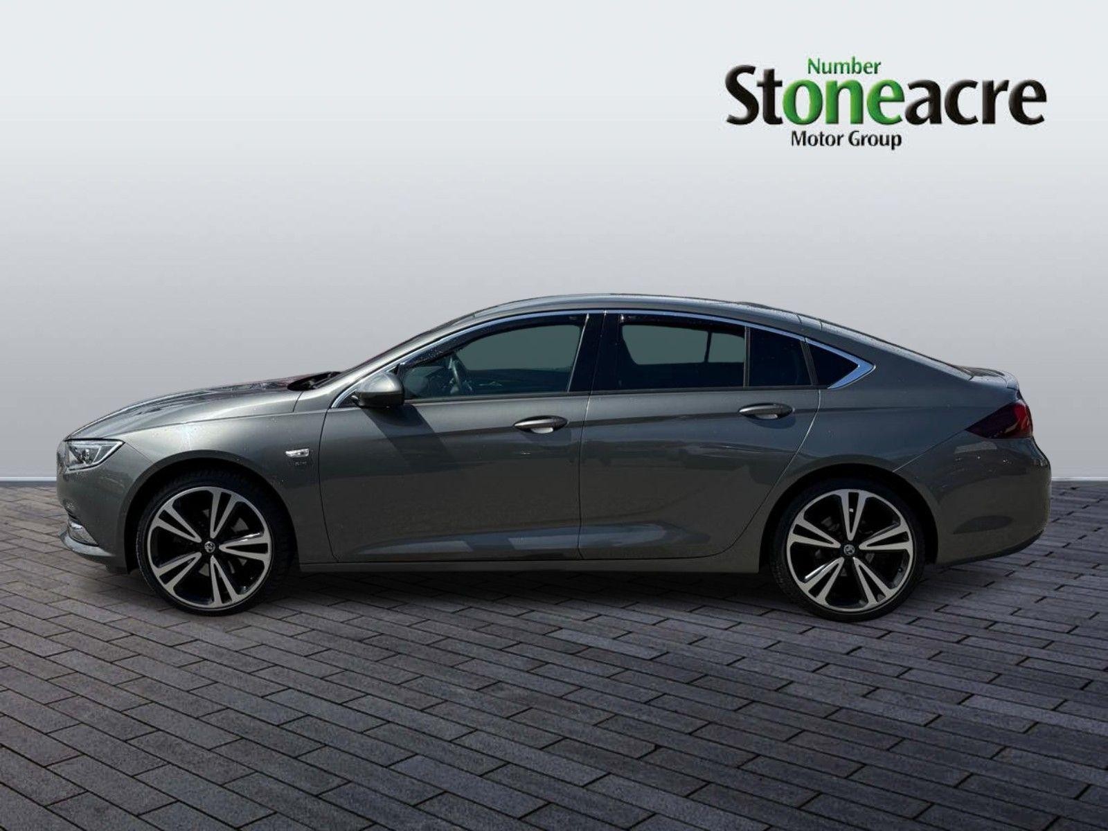 Vauxhall Insignia Image 6