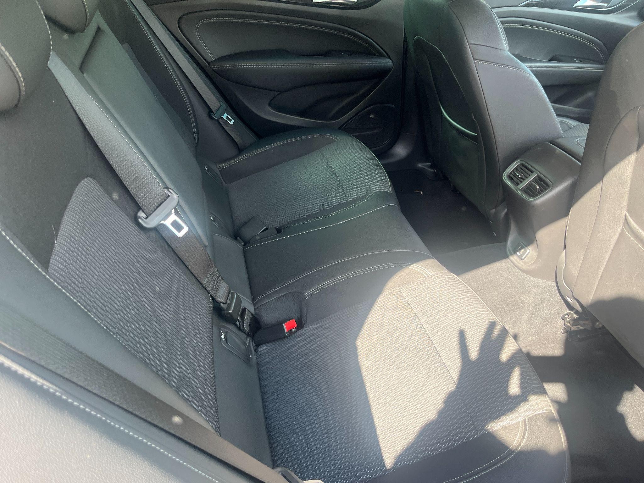 Vauxhall Insignia Image 17