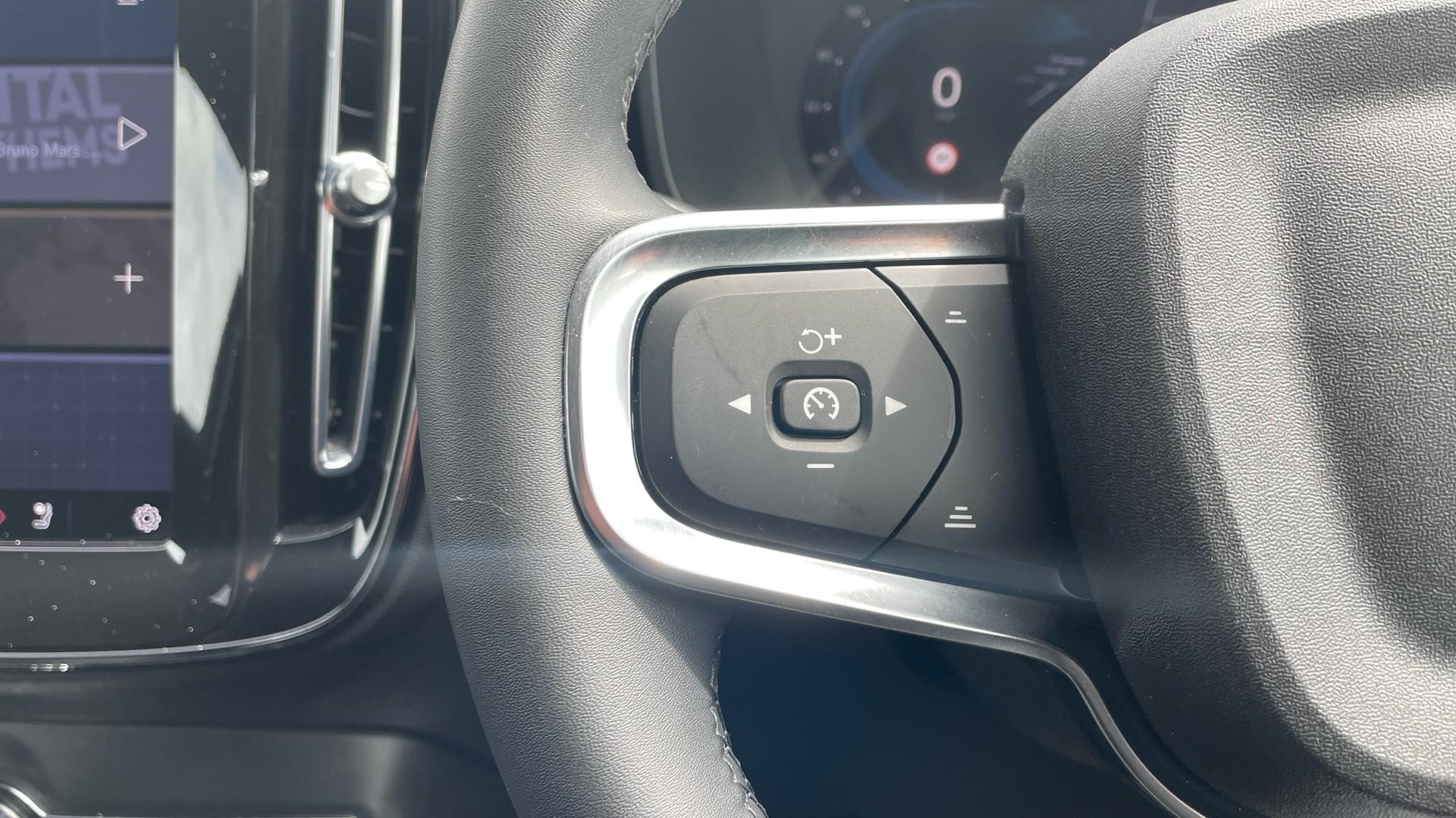 Volvo XC40 Image 21