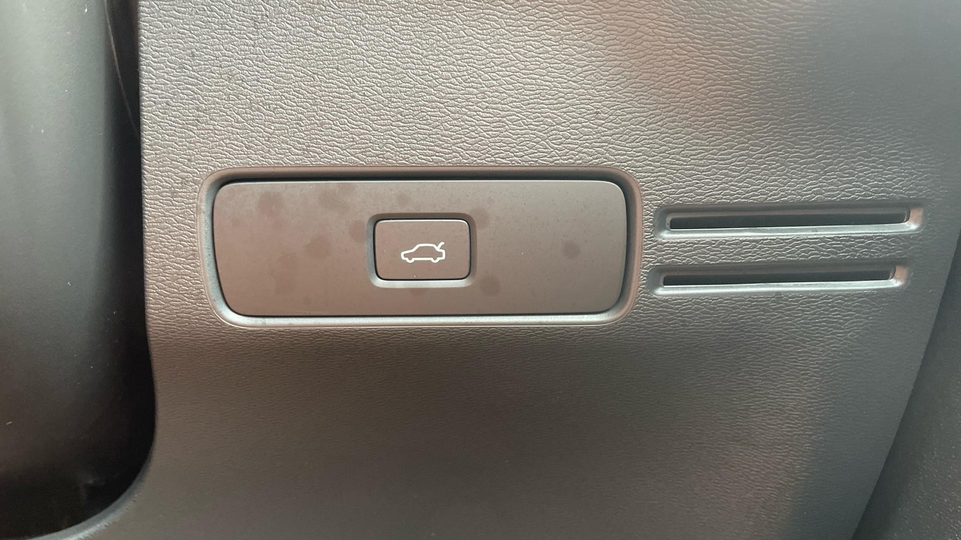 Volvo XC40 Image 35