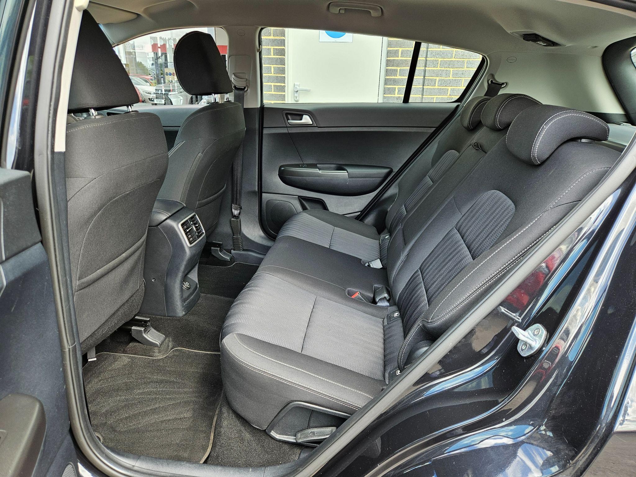 Kia Sportage Image 18