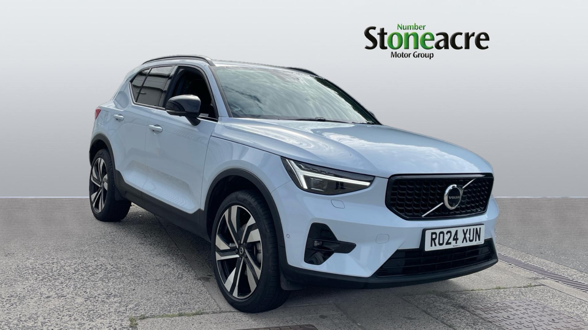 Volvo XC40 Image 1