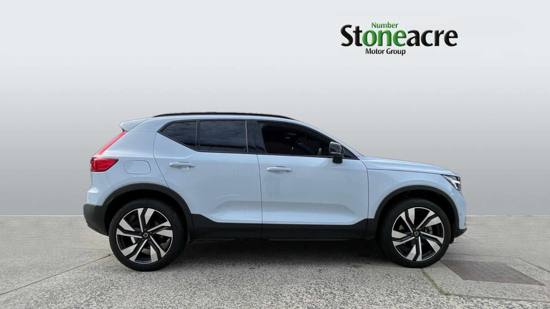 Volvo XC40 Image 3