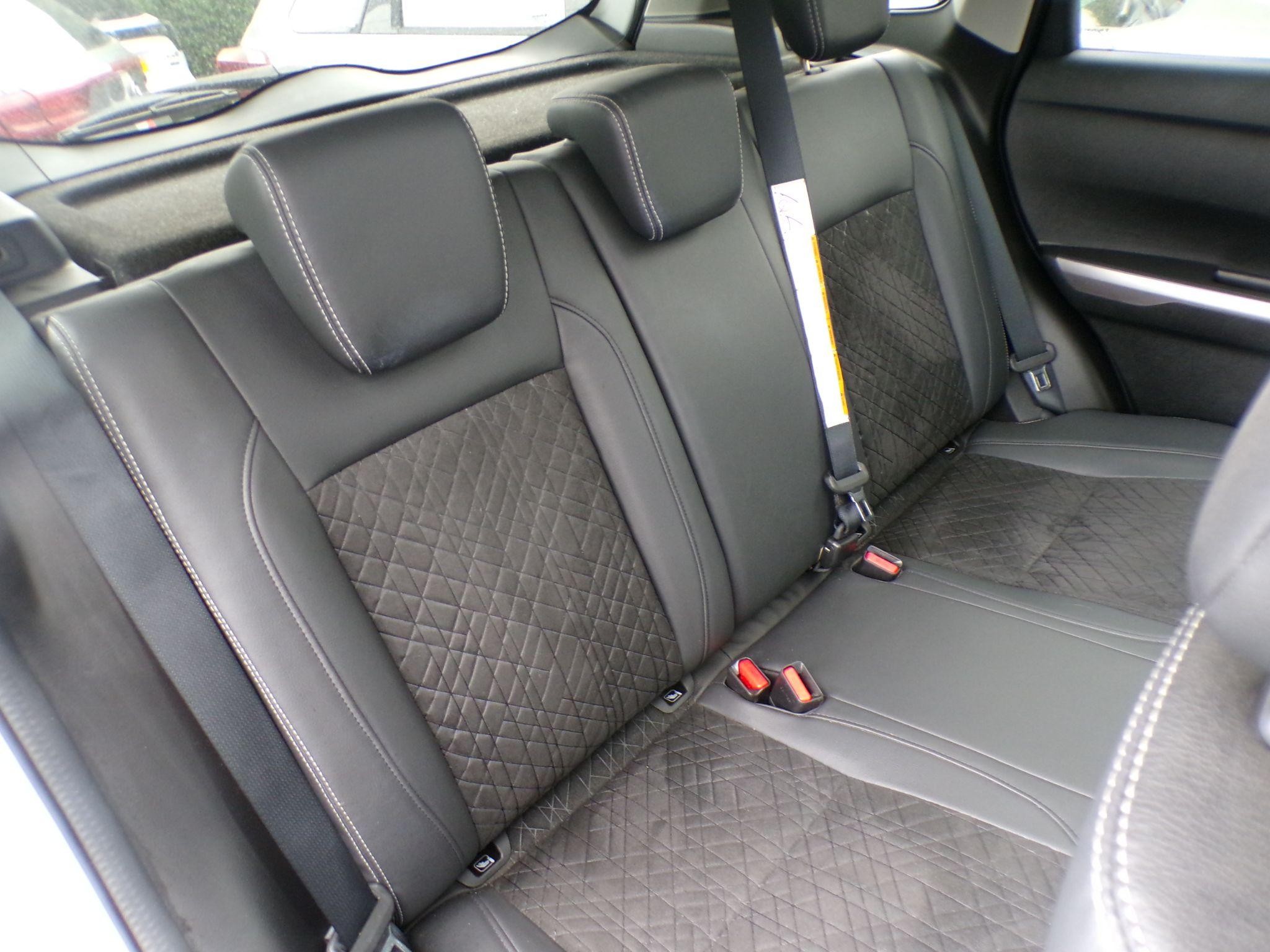 Suzuki Vitara Image 13