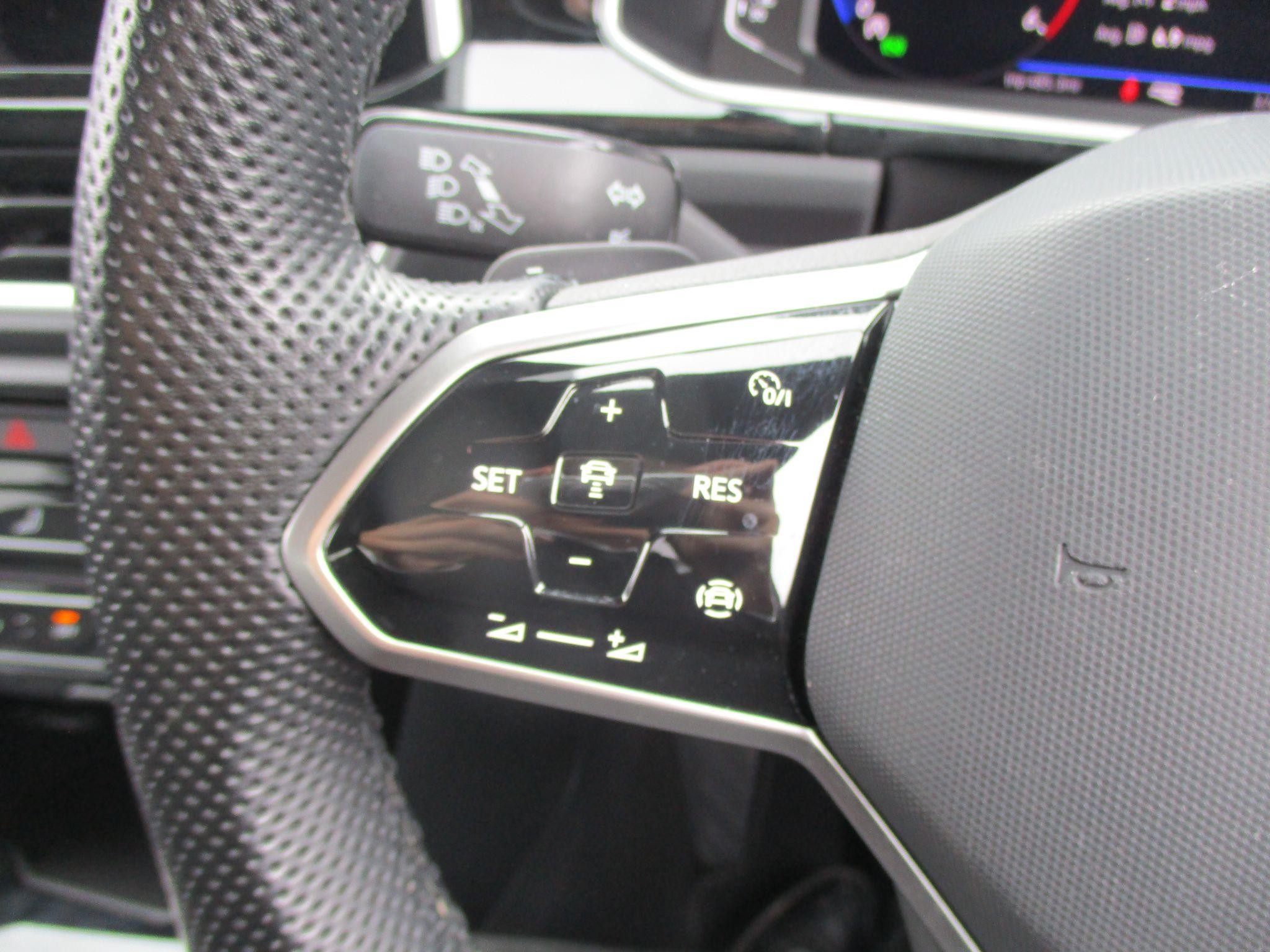 Volkswagen T-Roc Image 15