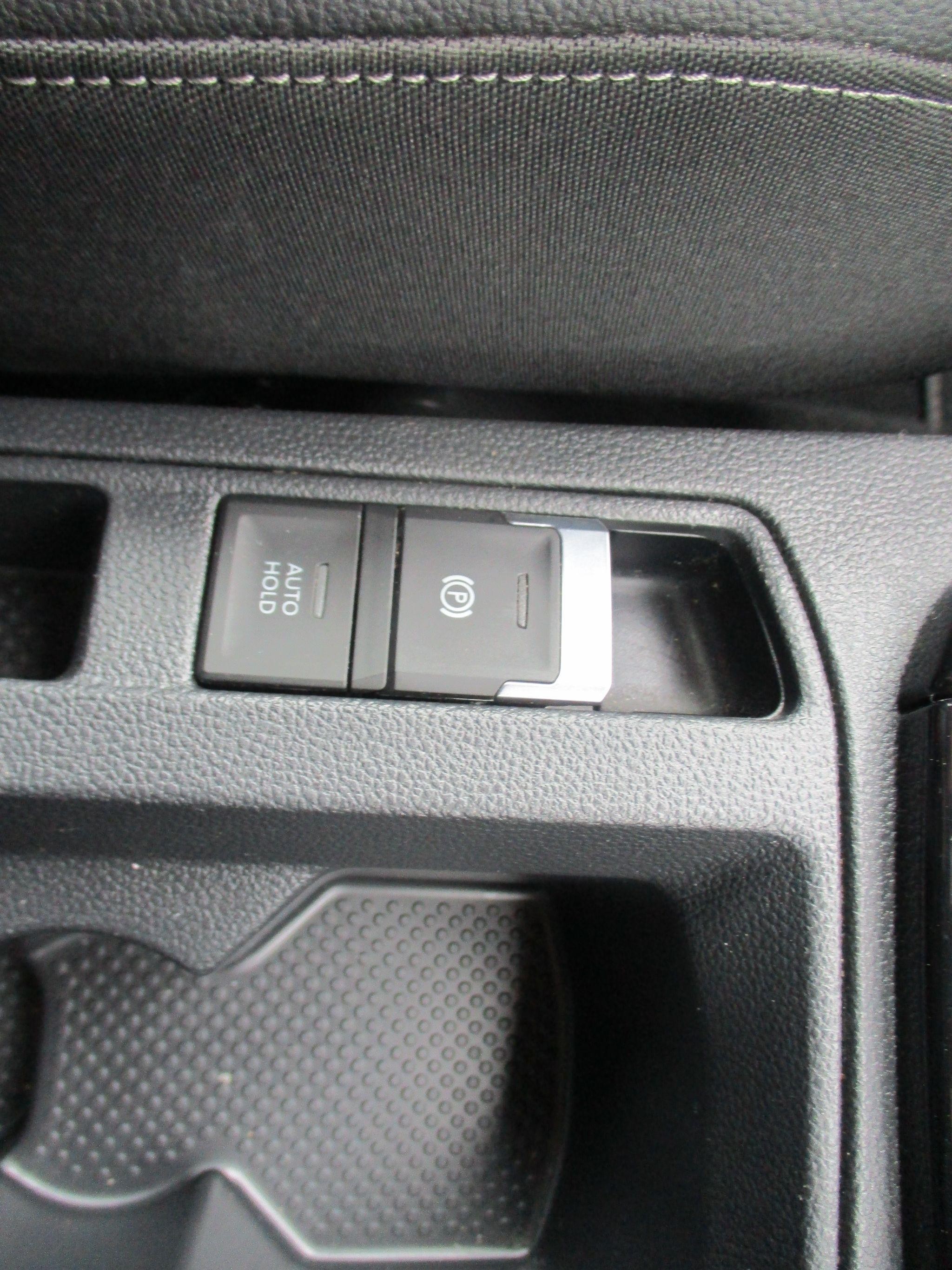 Volkswagen T-Roc Image 26
