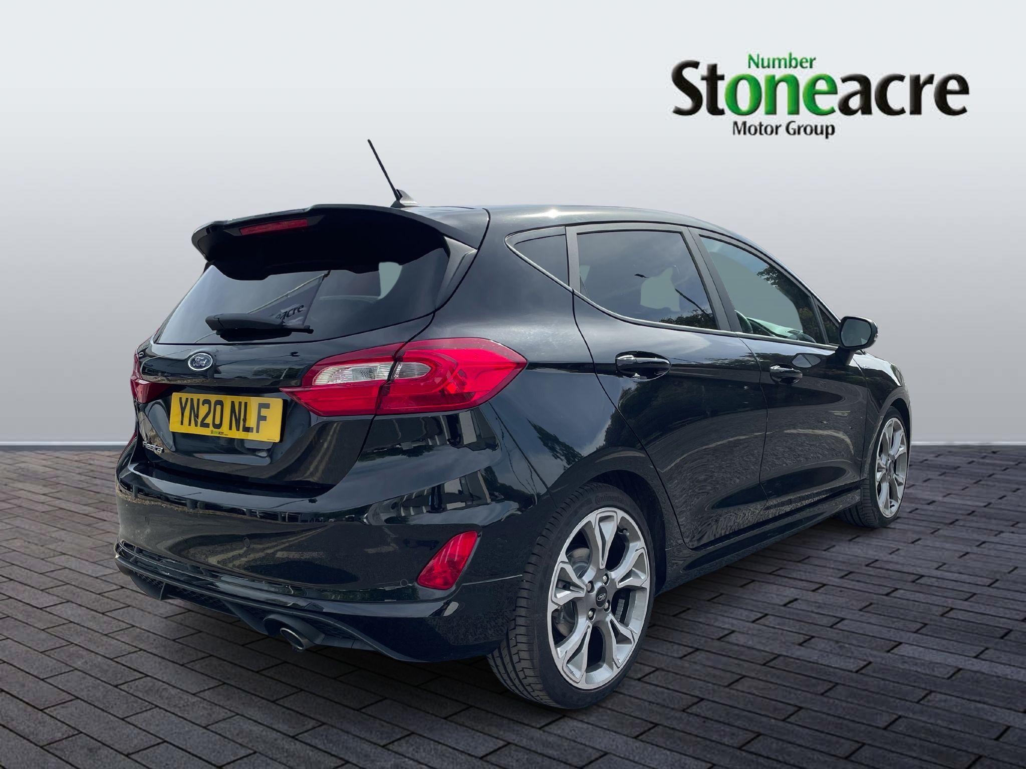 Ford Fiesta Image 3