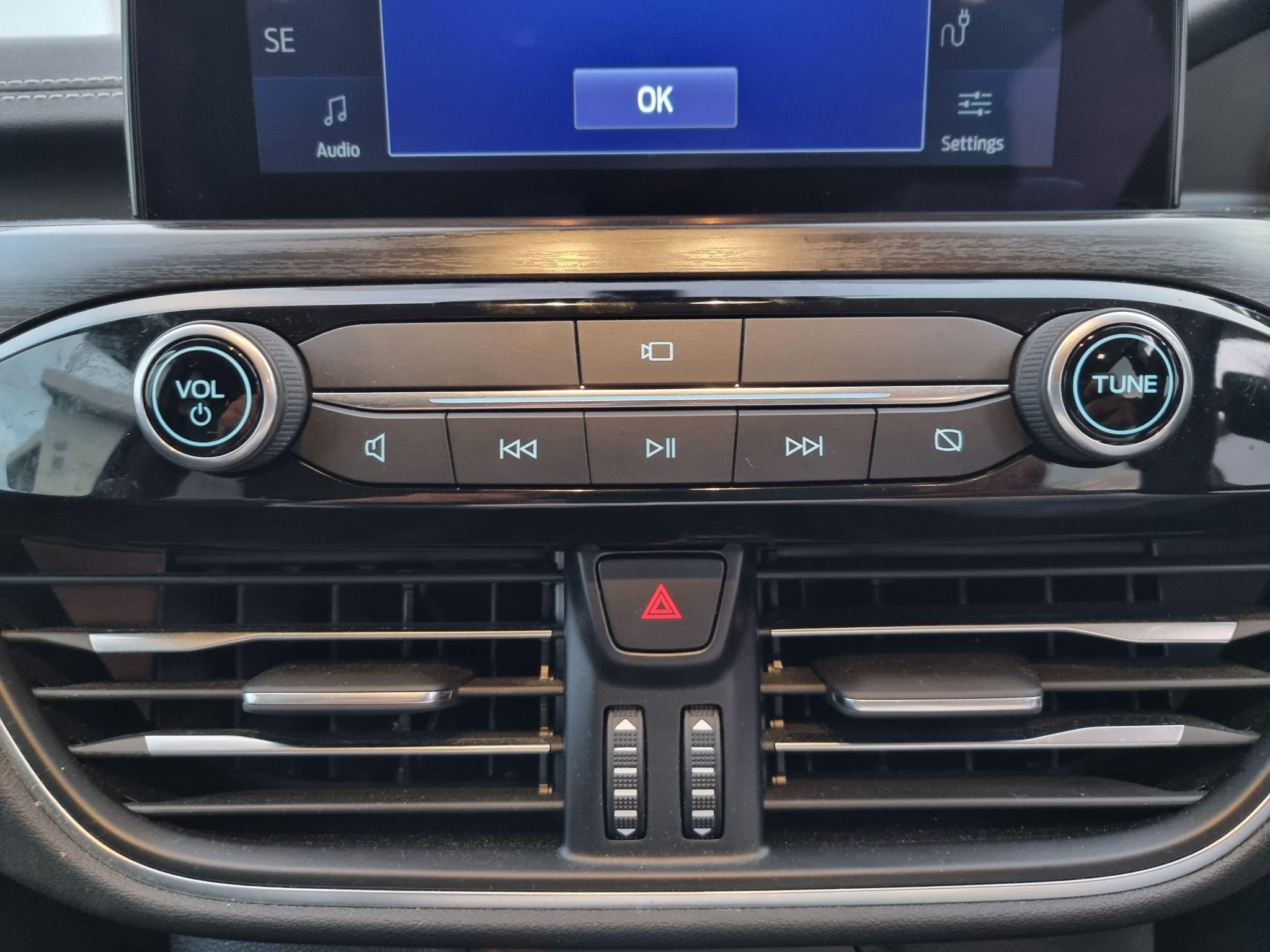 Ford Kuga Image 20