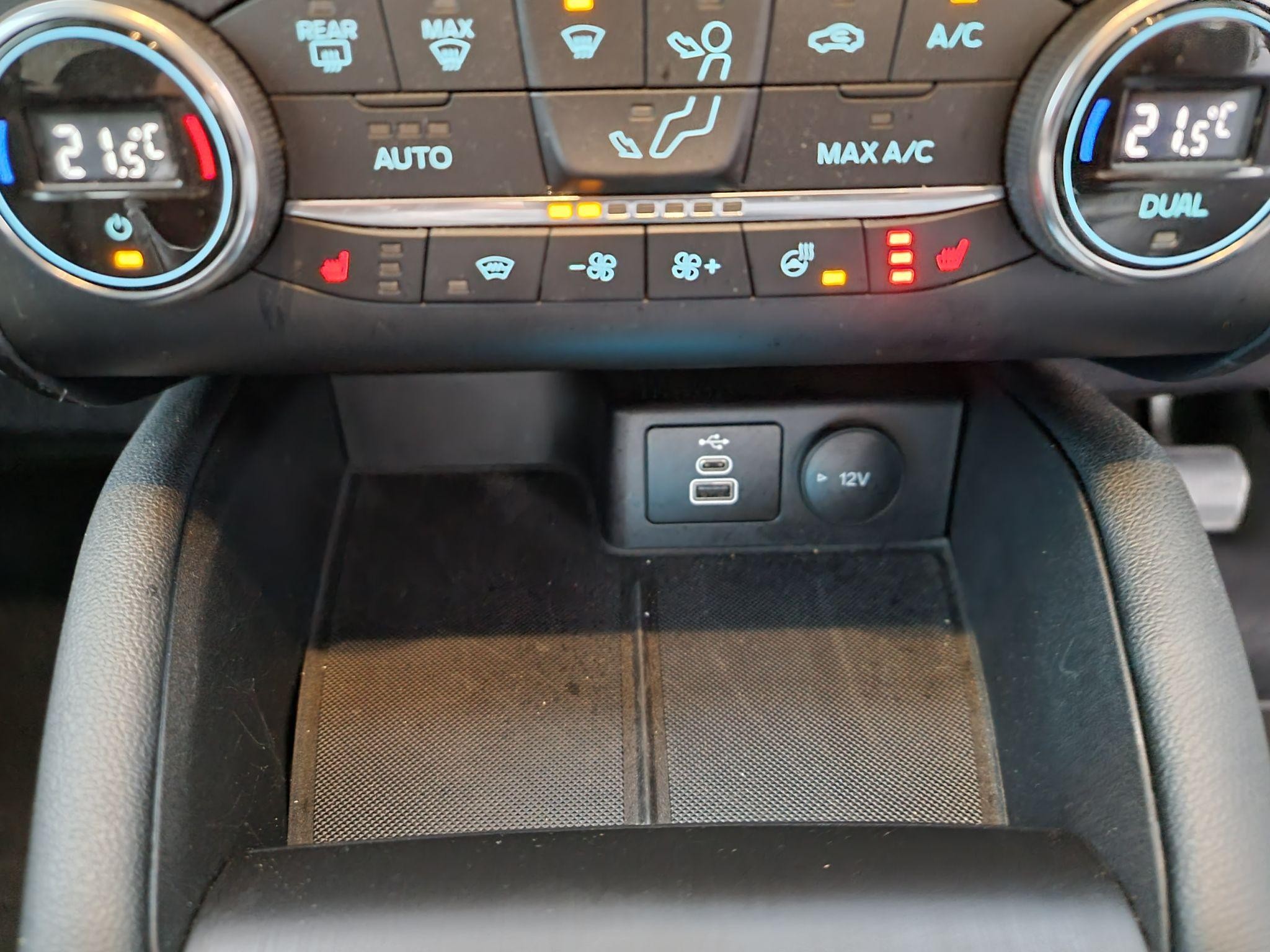 Ford Kuga Image 22