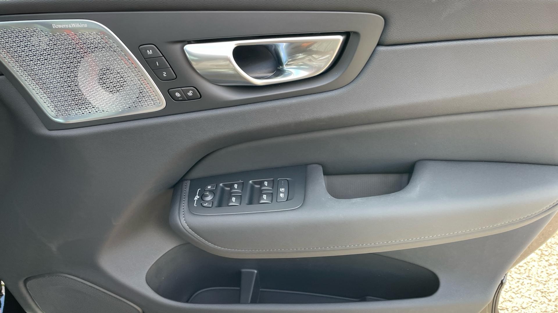 Volvo XC60 Image 28