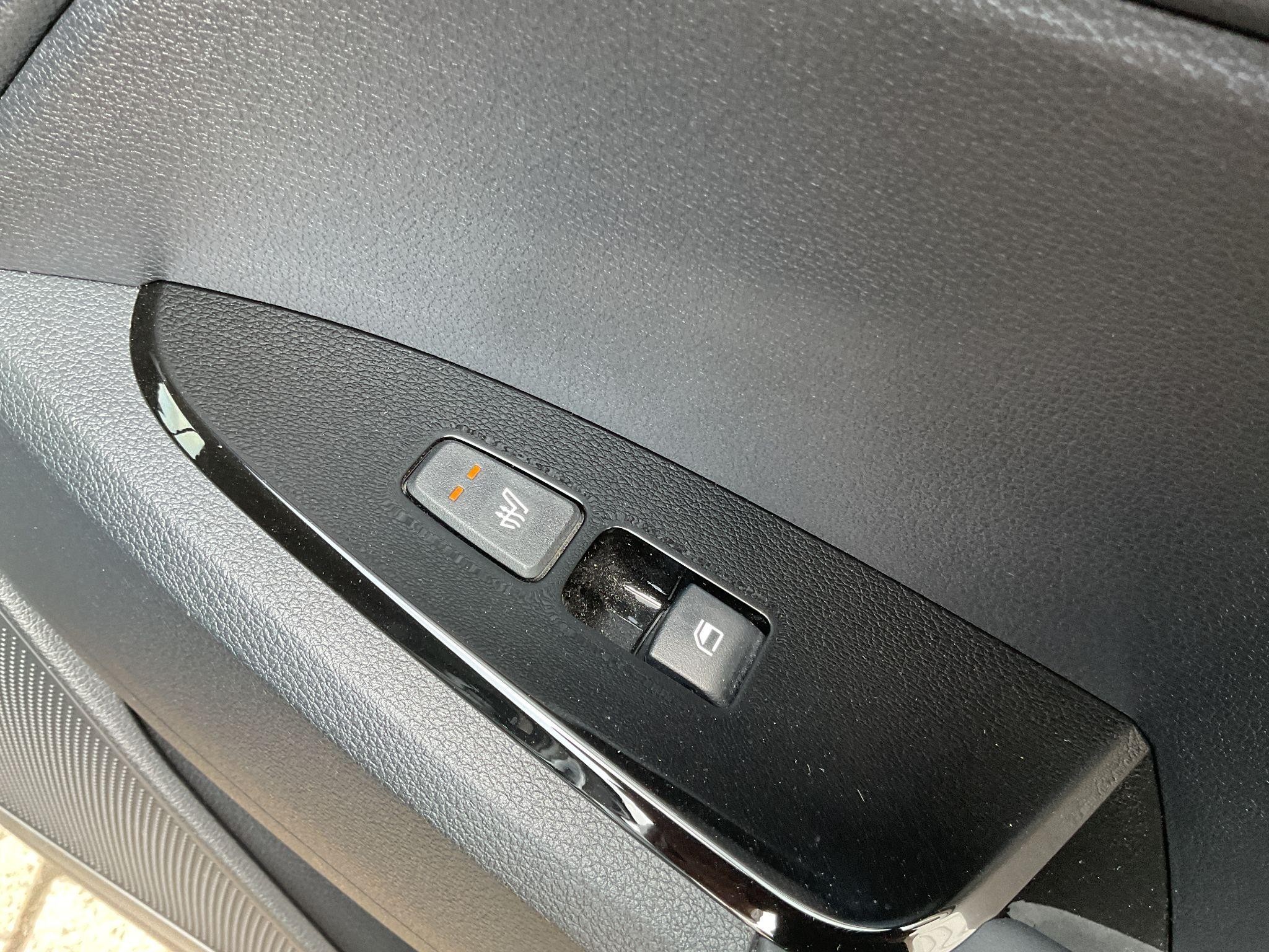Kia Sportage Image 12