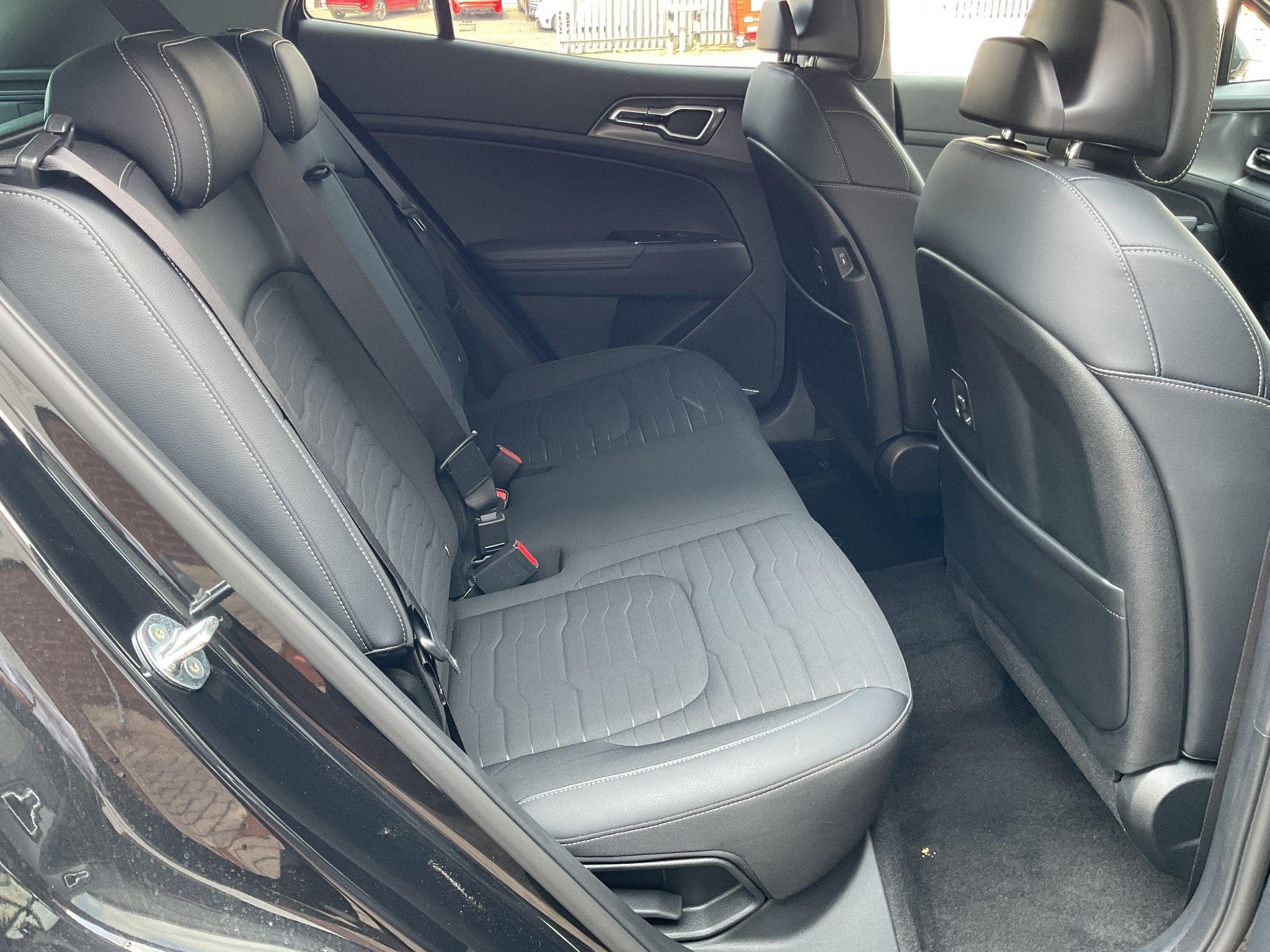 Kia Sportage Image 13