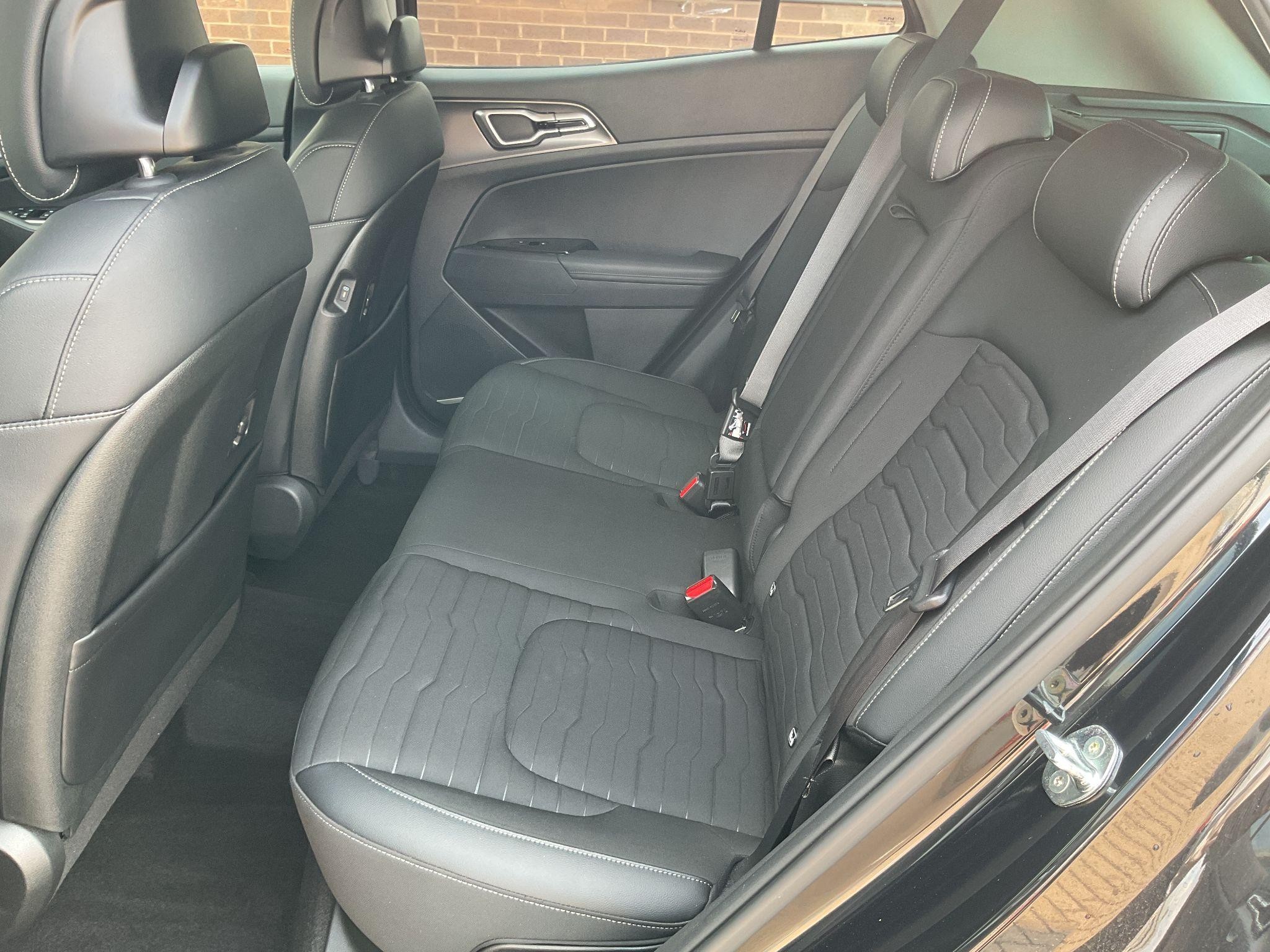 Kia Sportage Image 14