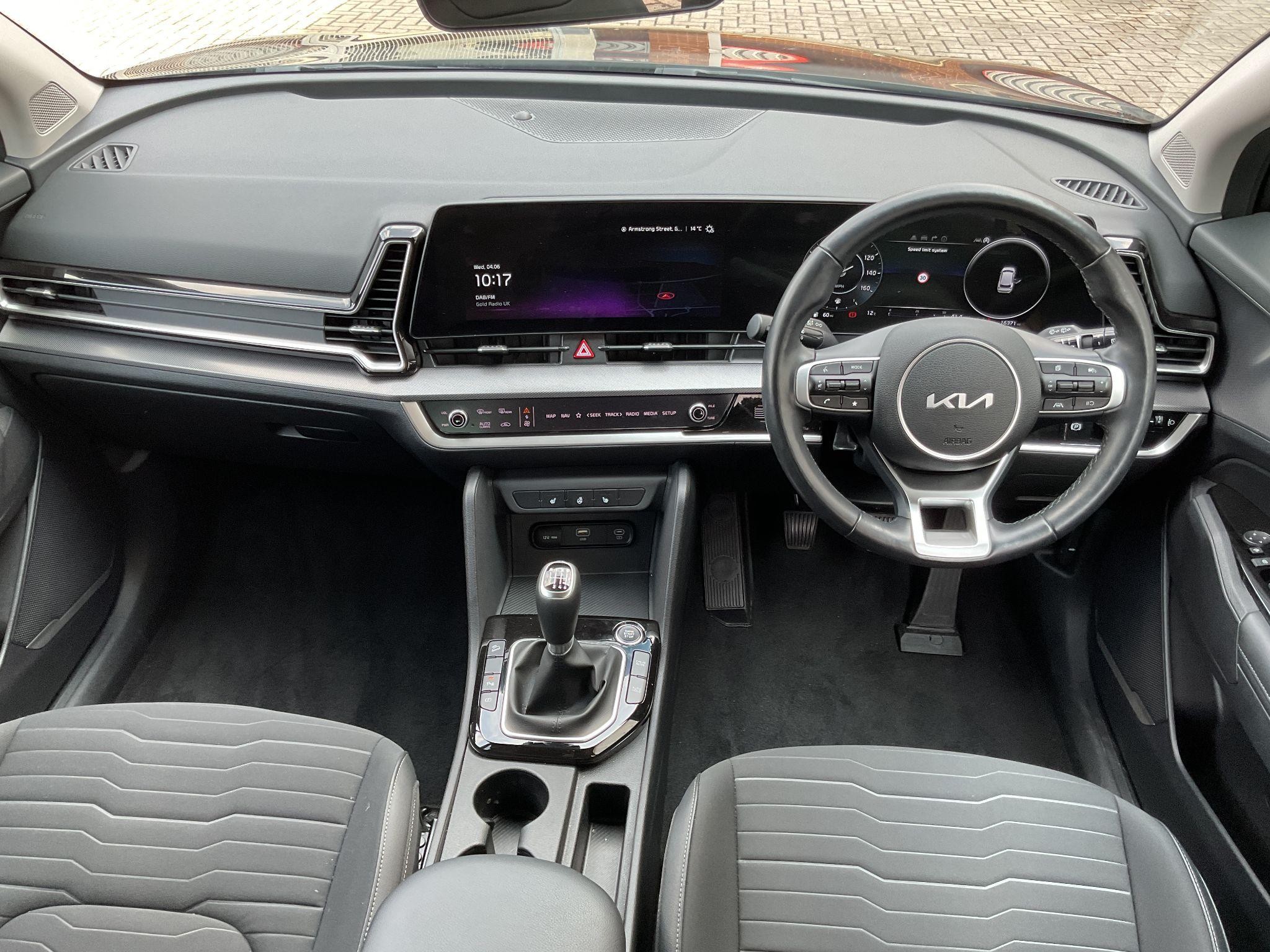 Kia Sportage Image 17