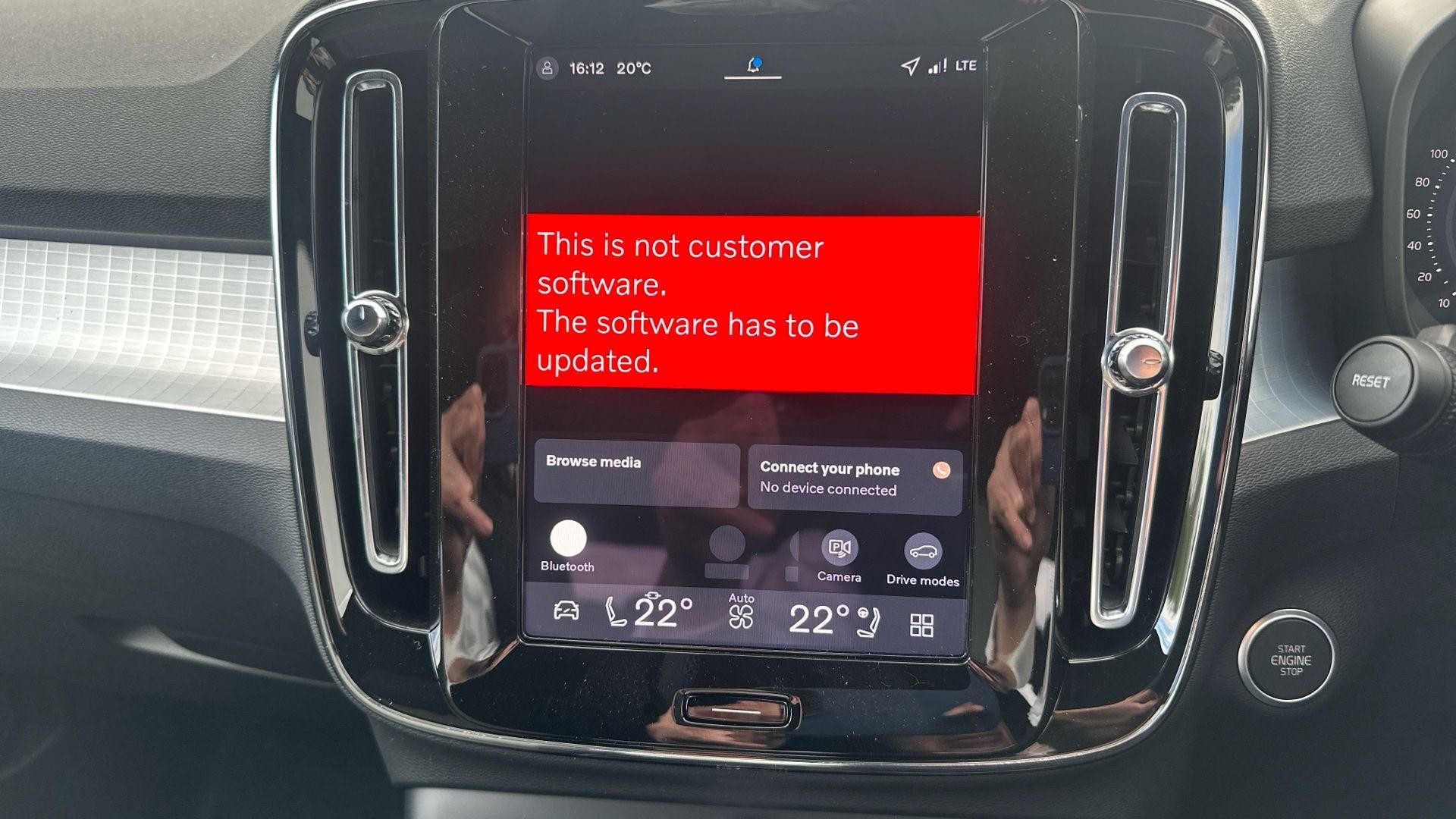 Volvo XC40 Image 12