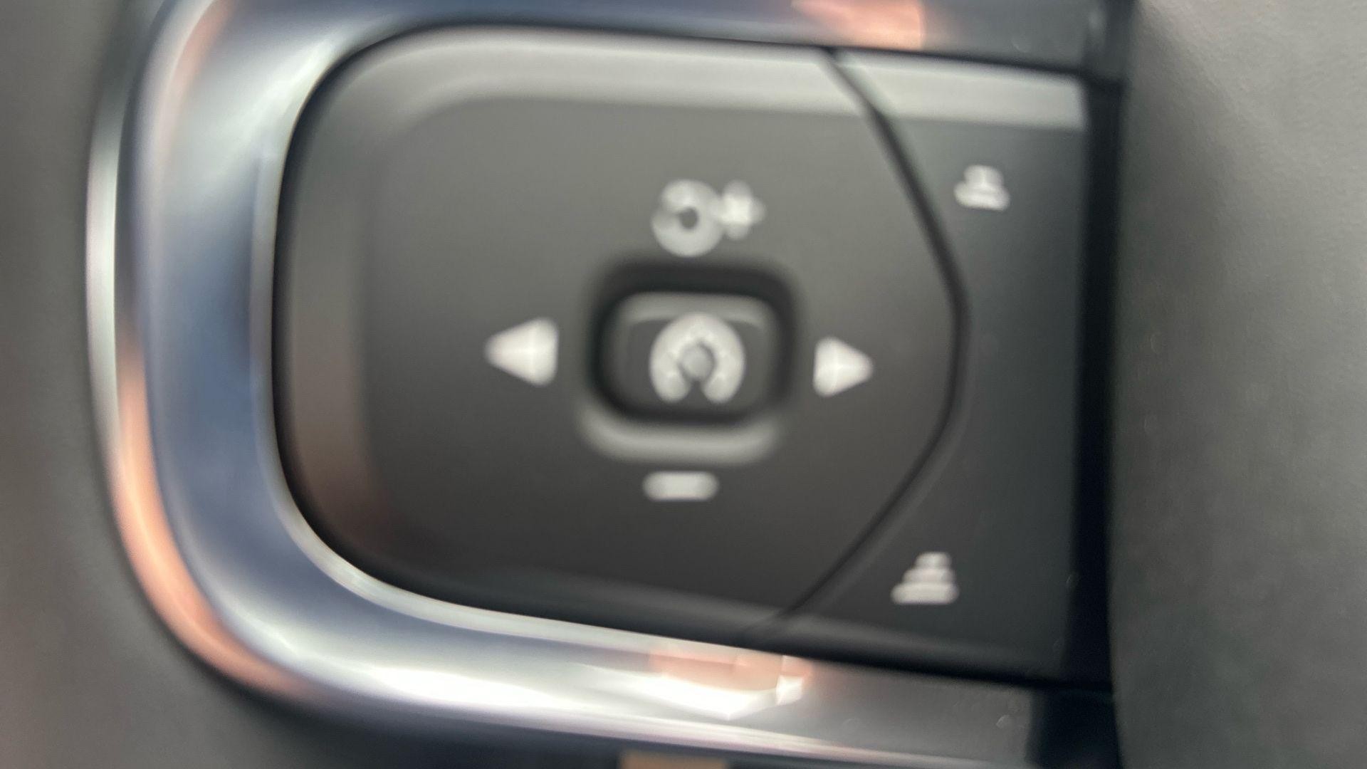 Volvo XC40 Image 33