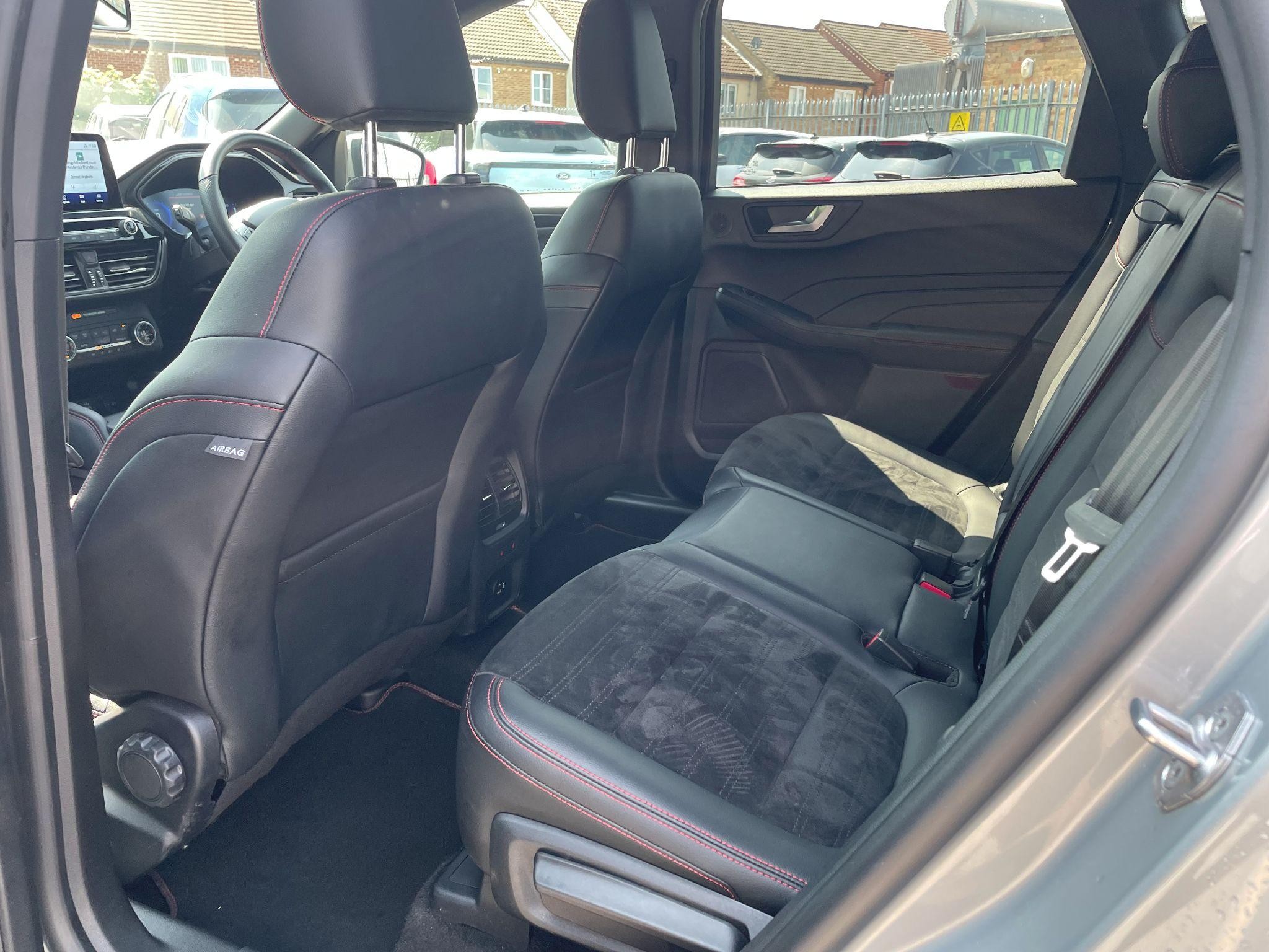 Ford Kuga Image 15