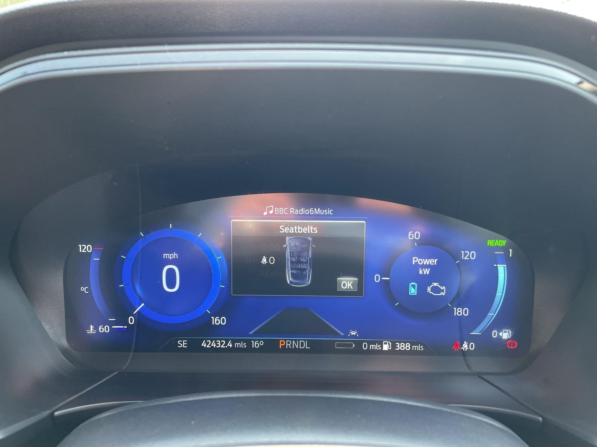 Ford Kuga Image 24