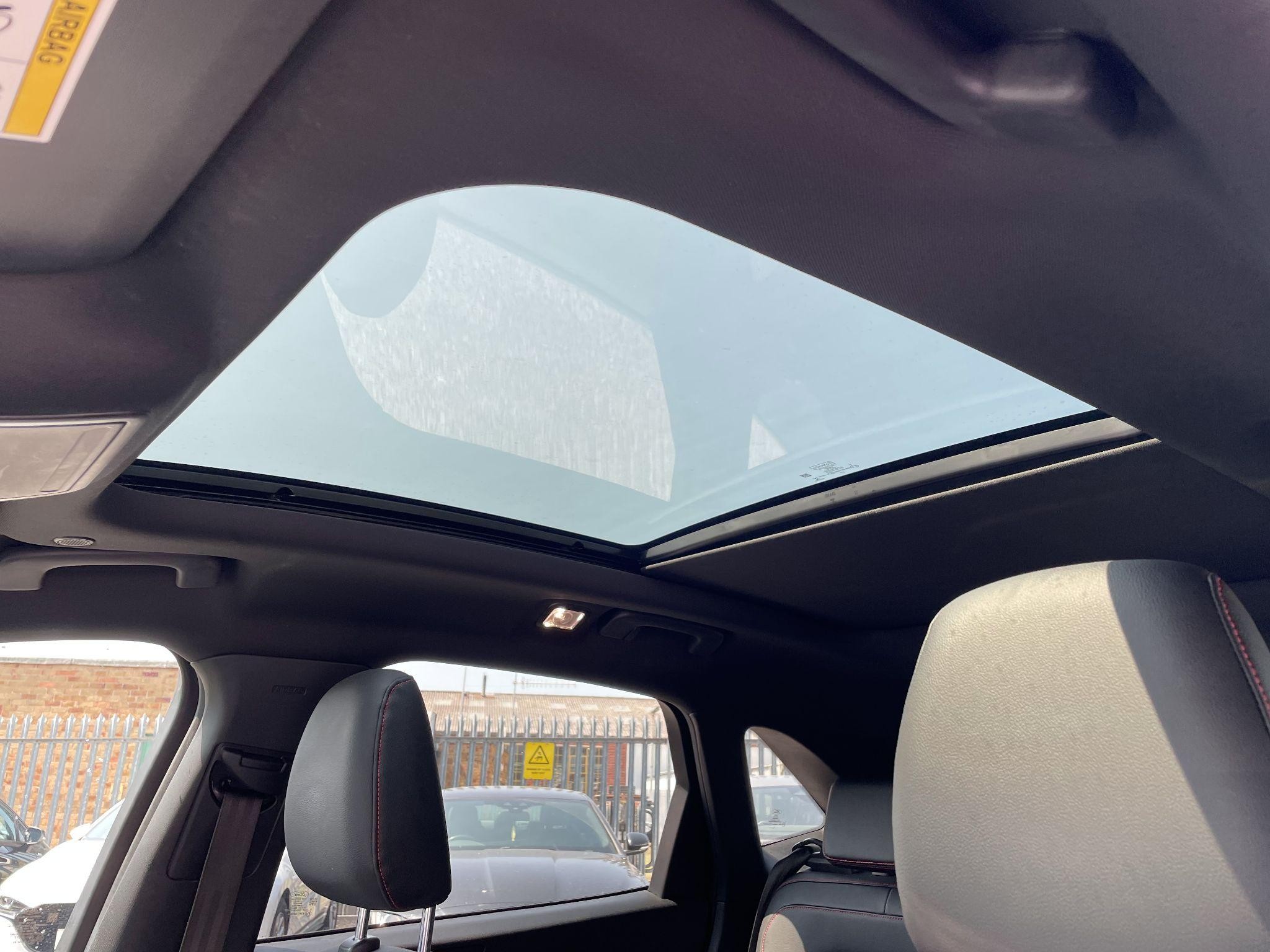 Ford Kuga Image 28