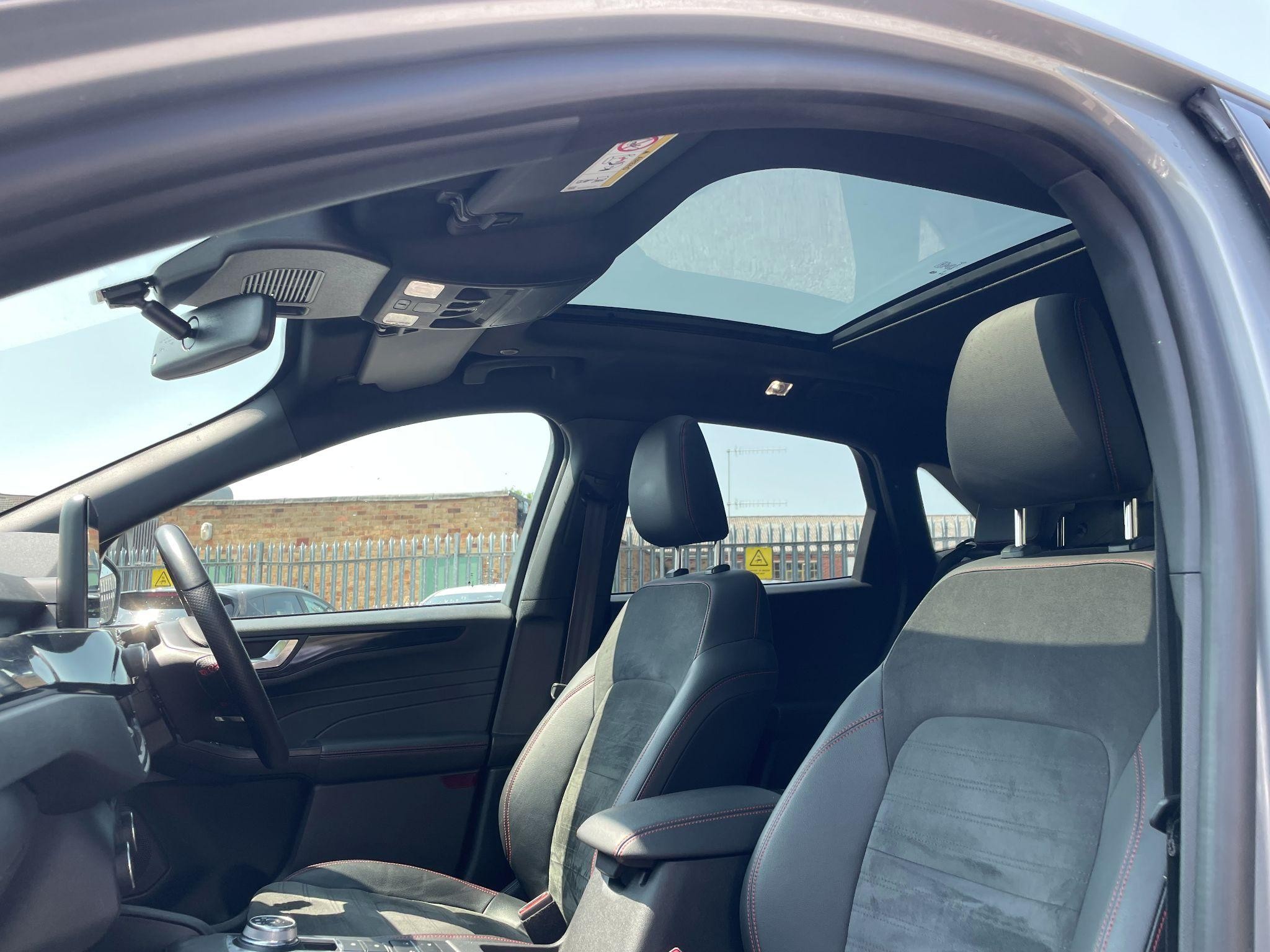 Ford Kuga Image 32