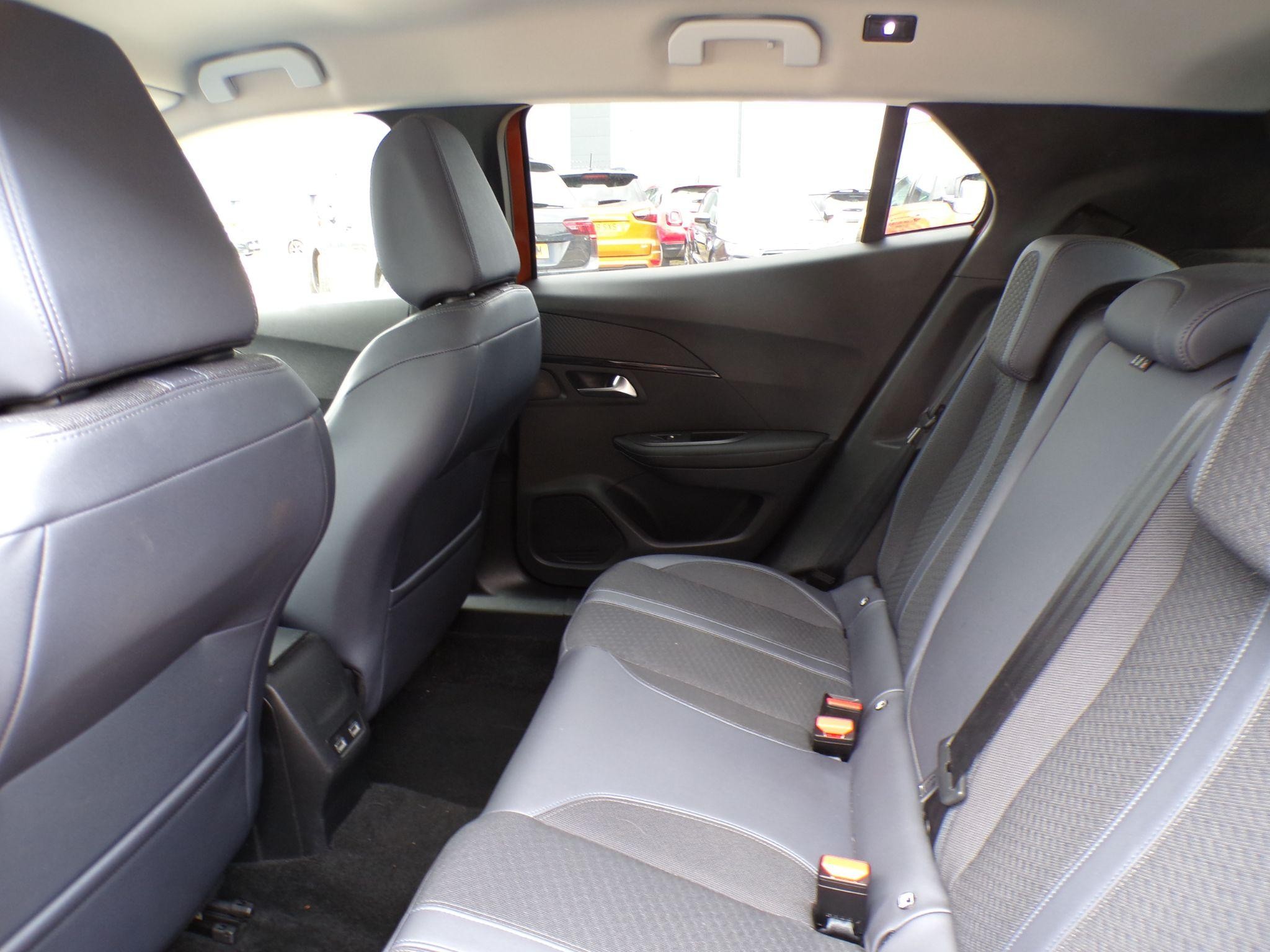 Peugeot 2008 Image 13
