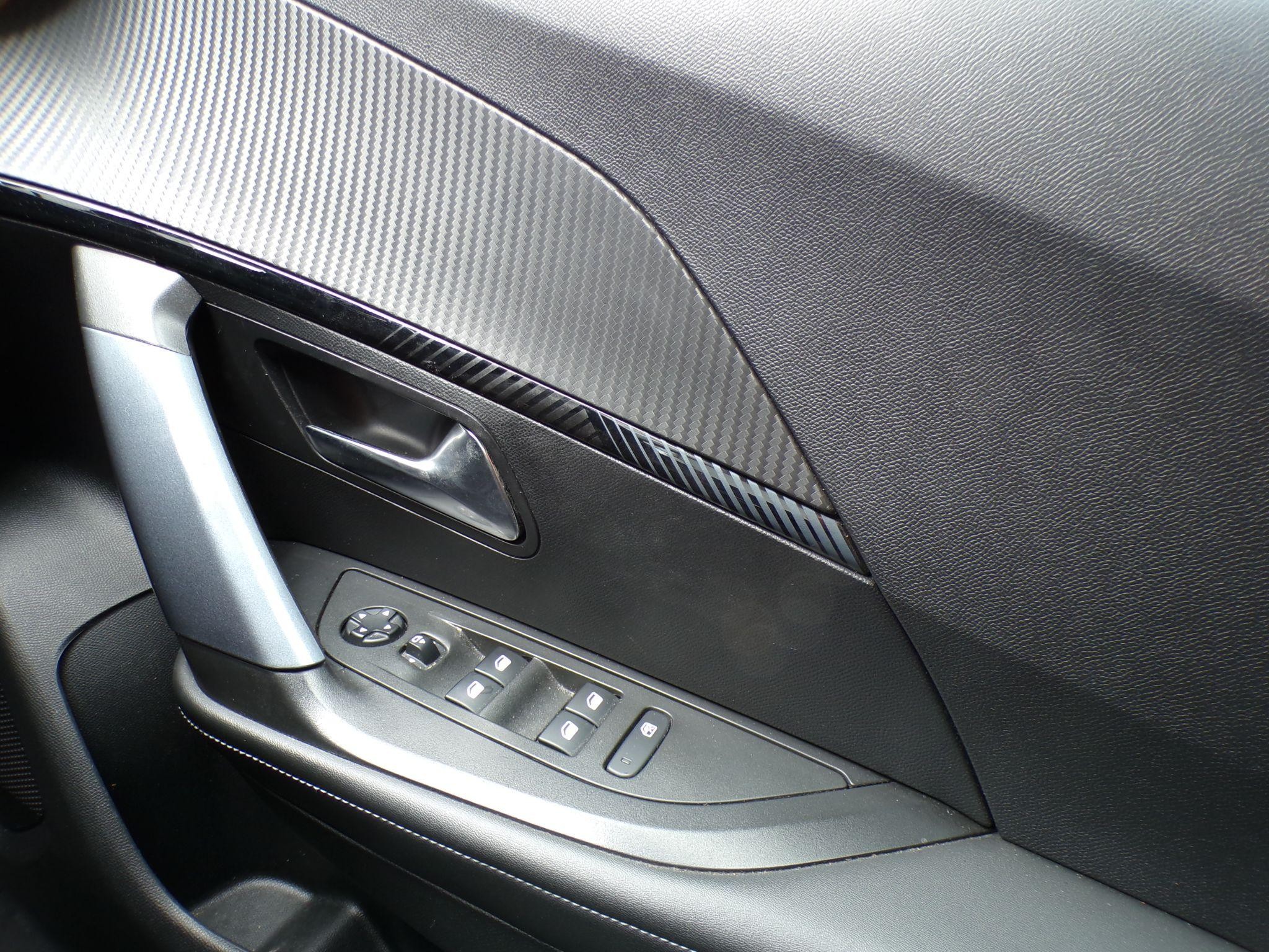 Peugeot 2008 Image 24